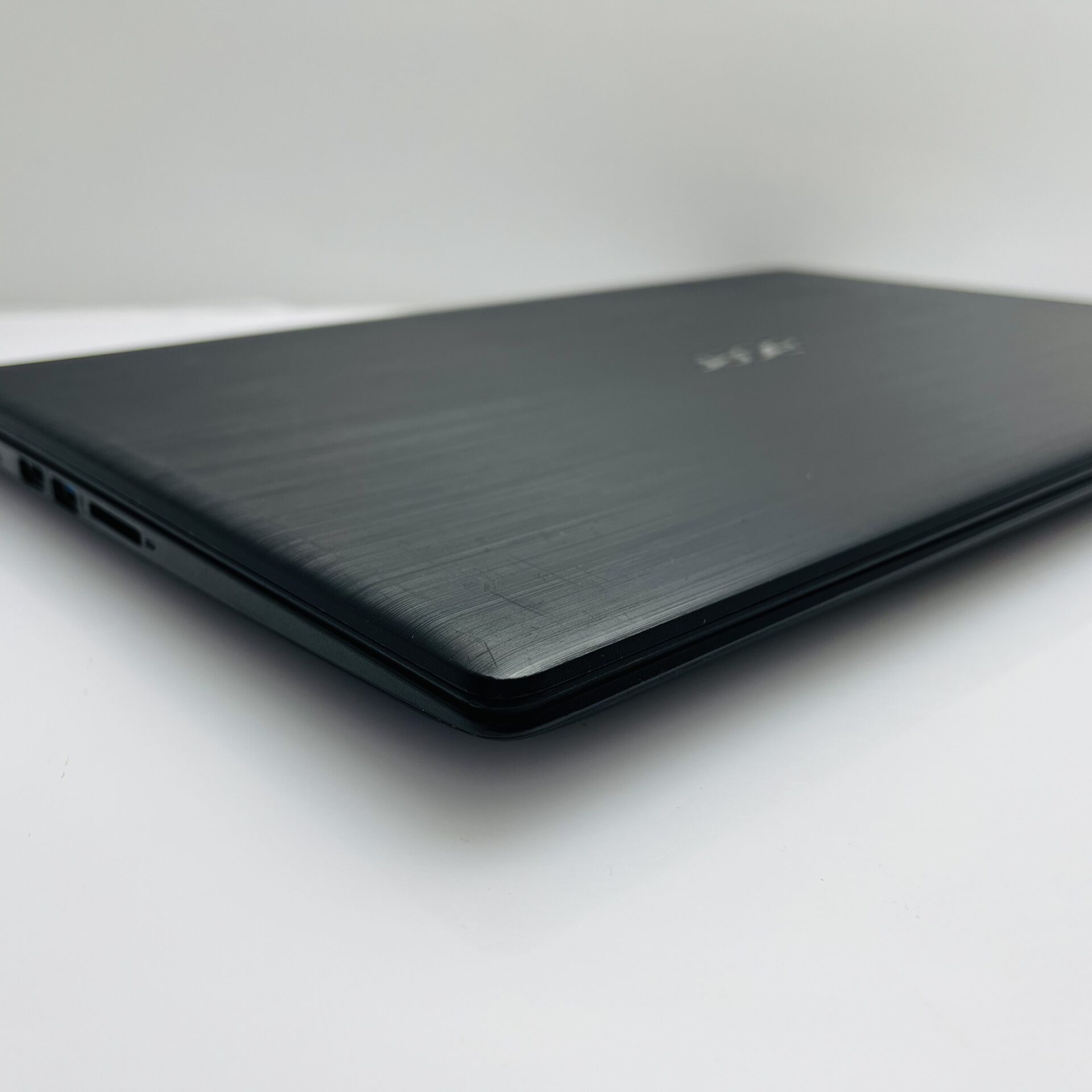 美品✨SSD256GB＆メモリ8GB✨Acer Aspire 3 A315-32 Acer Aspire 3 A315-32 “Celeron N4000” 1.10GHz 8GB RAM 256GB SSD