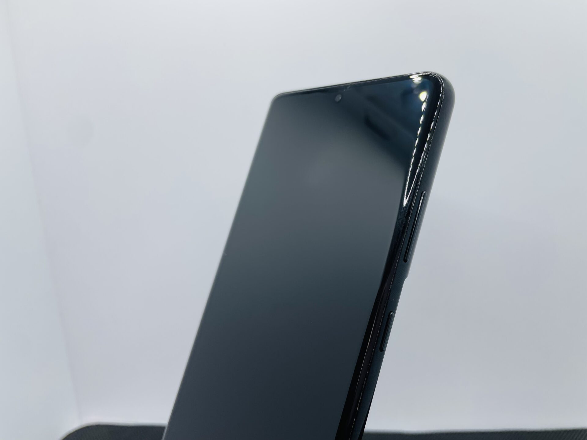 Samsung Galaxy S21 Ultra 256GB Phantom Black (Grade B) - Minor LCD Burn - Image 8
