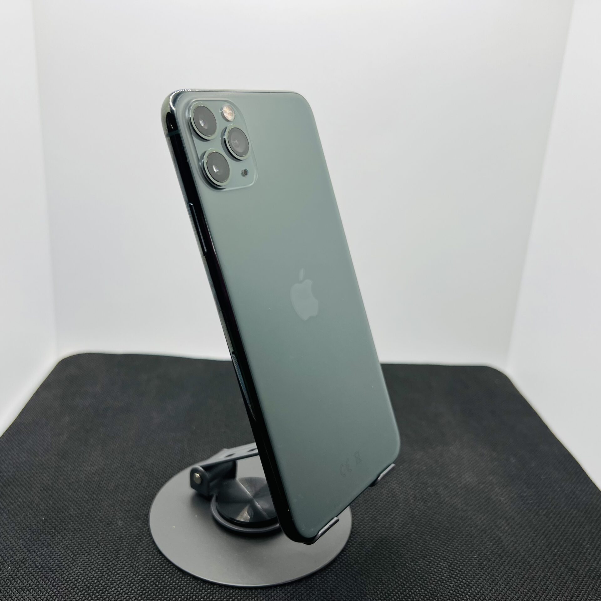 Apple iPhone 11 Pro Max 64GB Midnight Green - (Grade B) | Epic