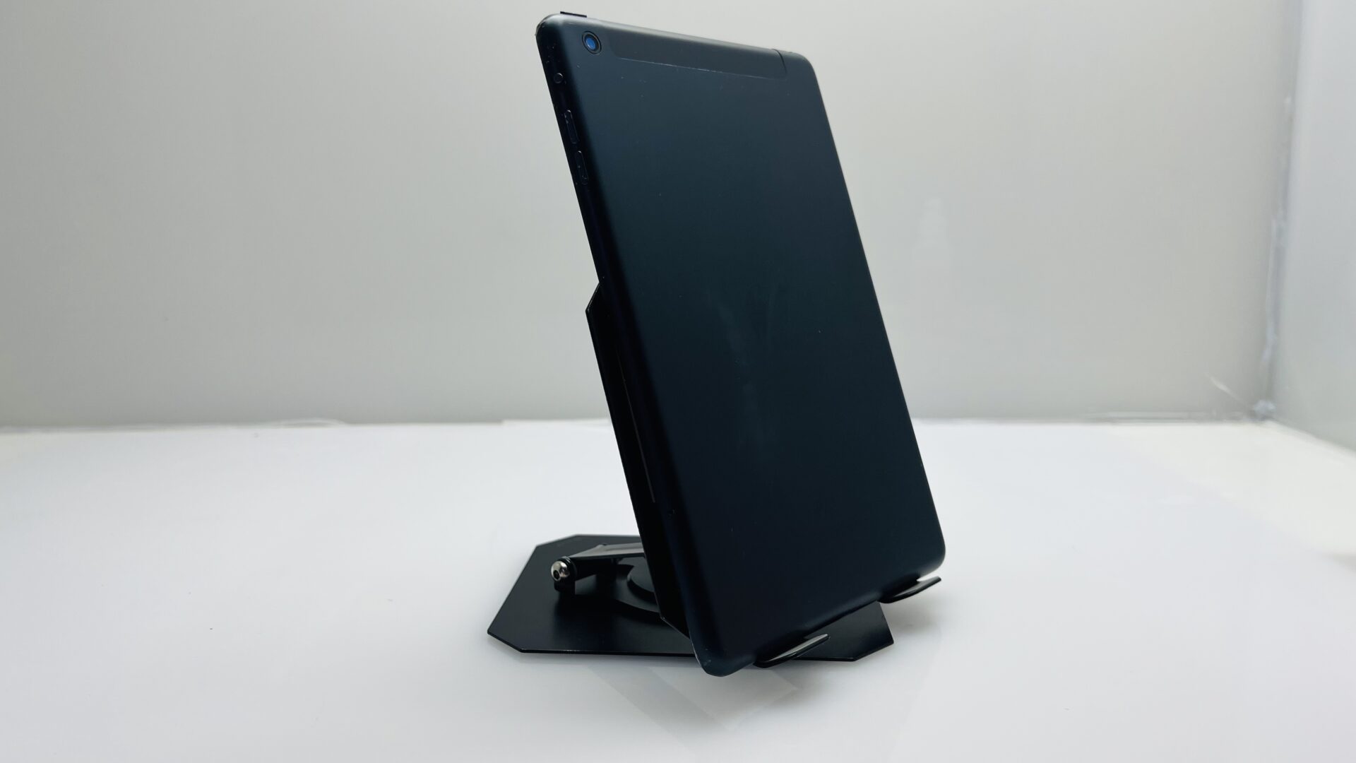 Apple iPad Mini 1 16GB (WiFi/Cellular) Black - (Grade B) | Epic