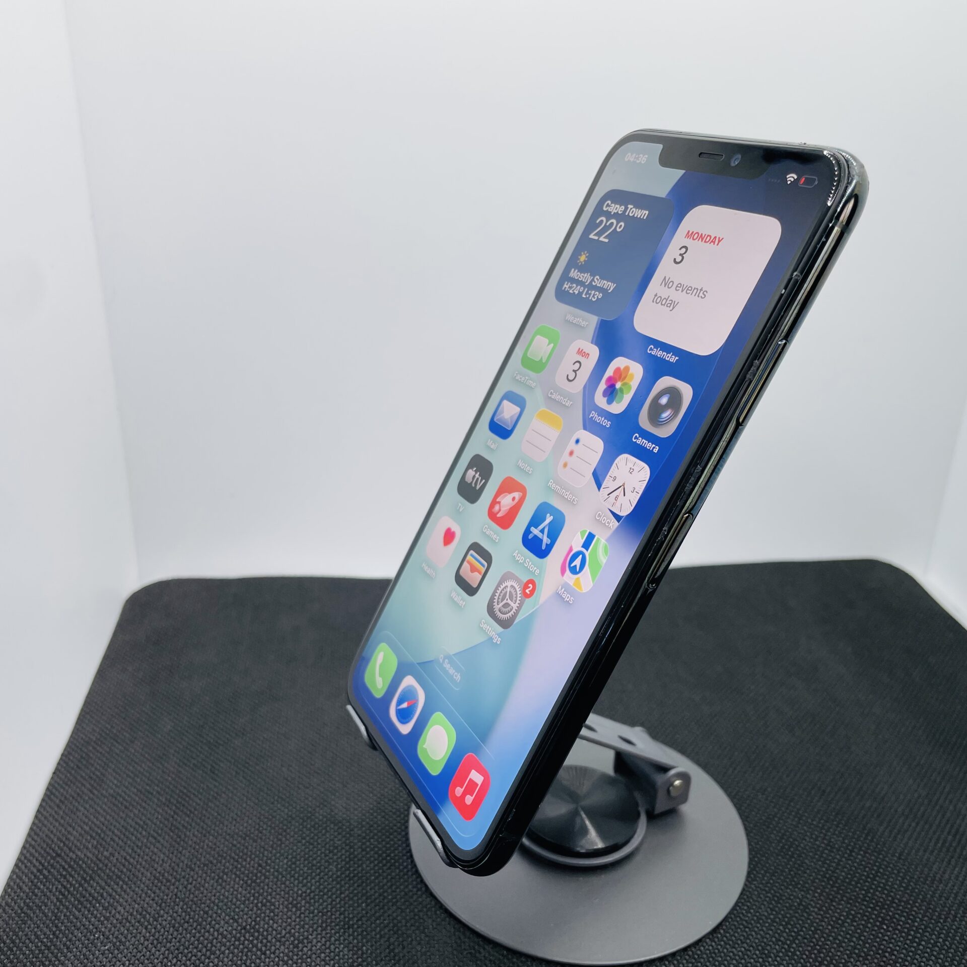 Apple iPhone 11 Pro Max 256GB Midnight Green (Grade B) - Not Working On Vodacom Network - Image 5