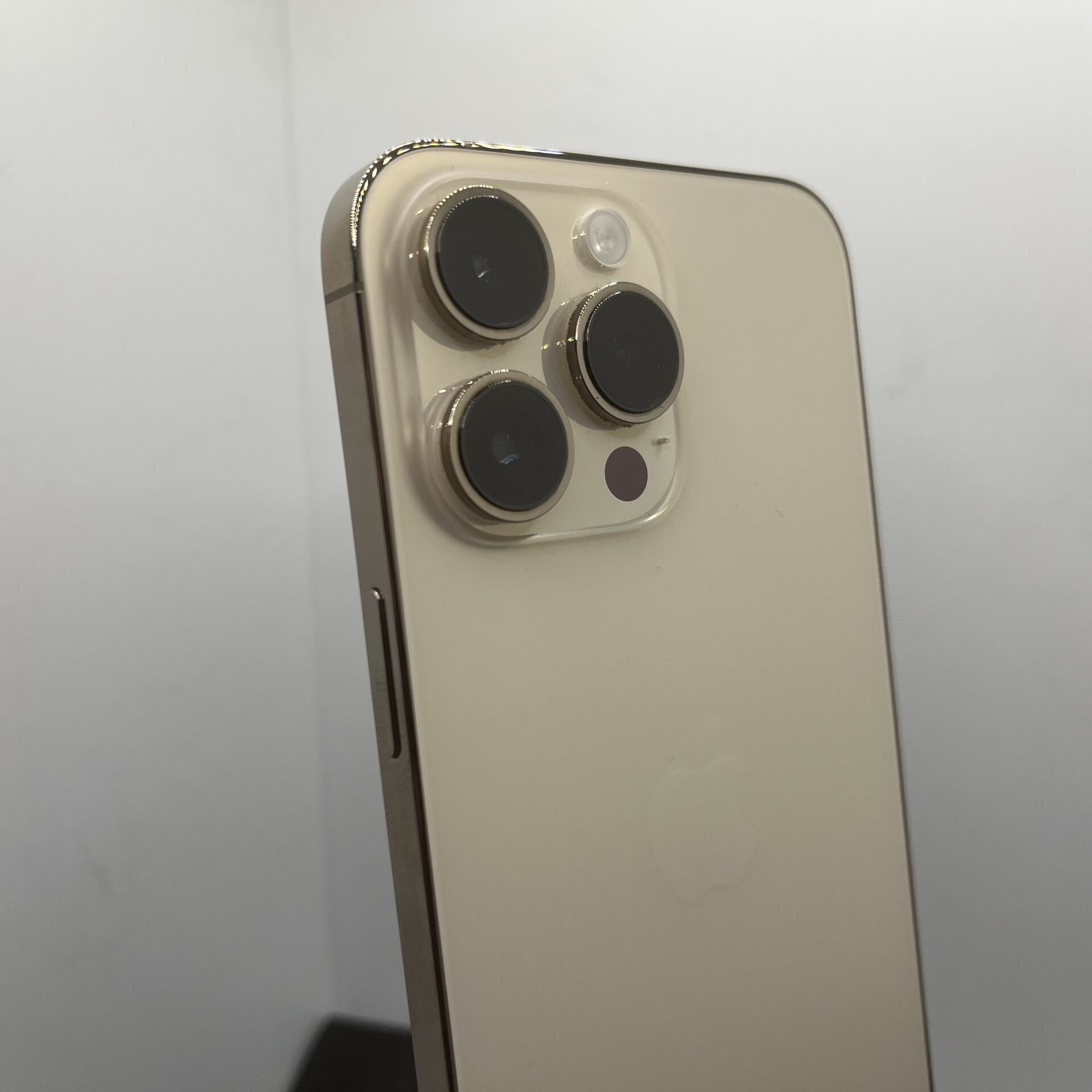 Apple iPhone 14 Pro Max 256 GB Gold - (Grade B) | Epic Deals SA