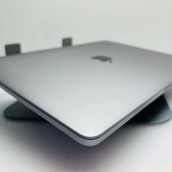 Apple MacBook Pro “M1” 13-inch 8 CPU/8 GPU 8GB RAM 256GB SSD Space