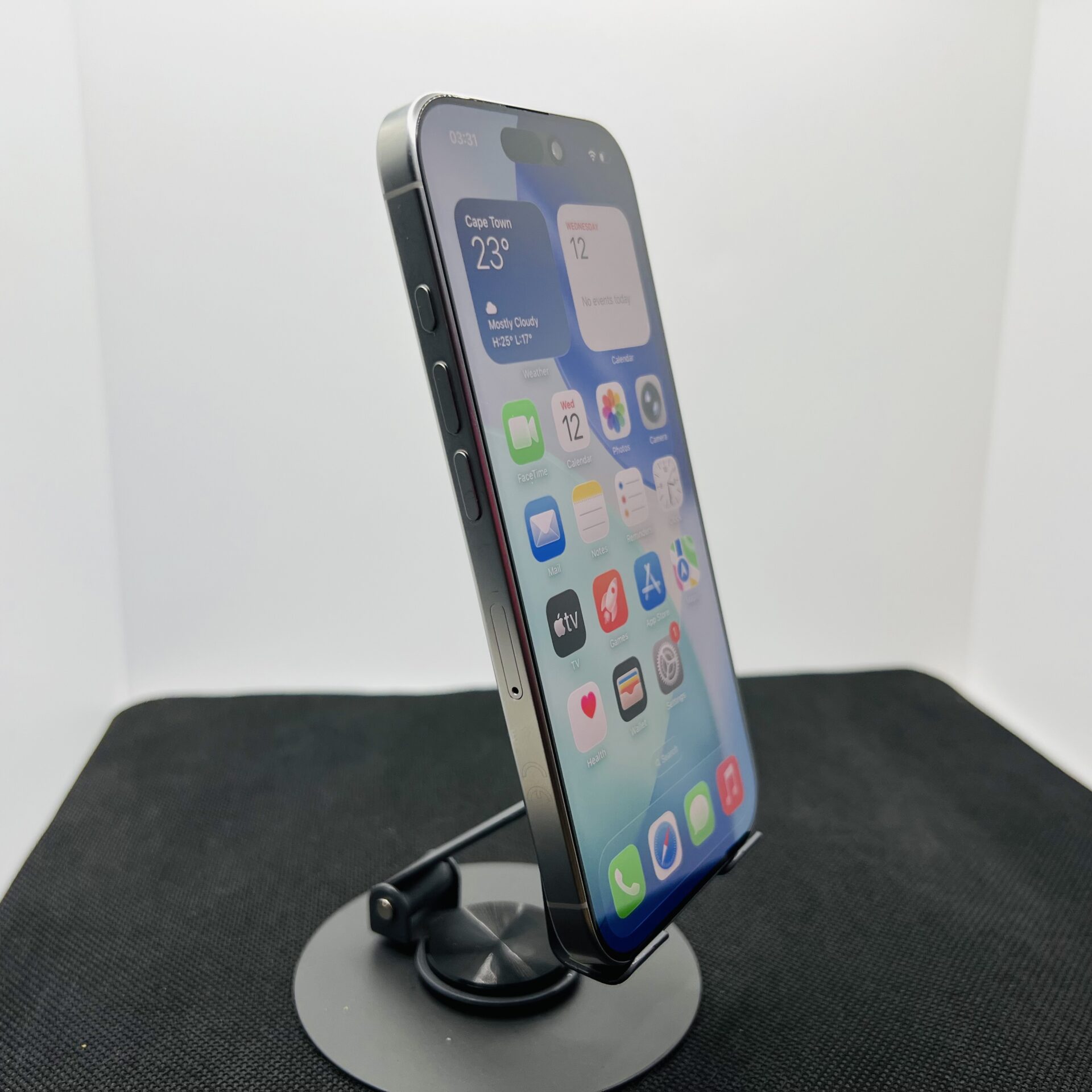 Apple iPhone 16 Pro 256GB White Titanium - (Grade B) - Image 3