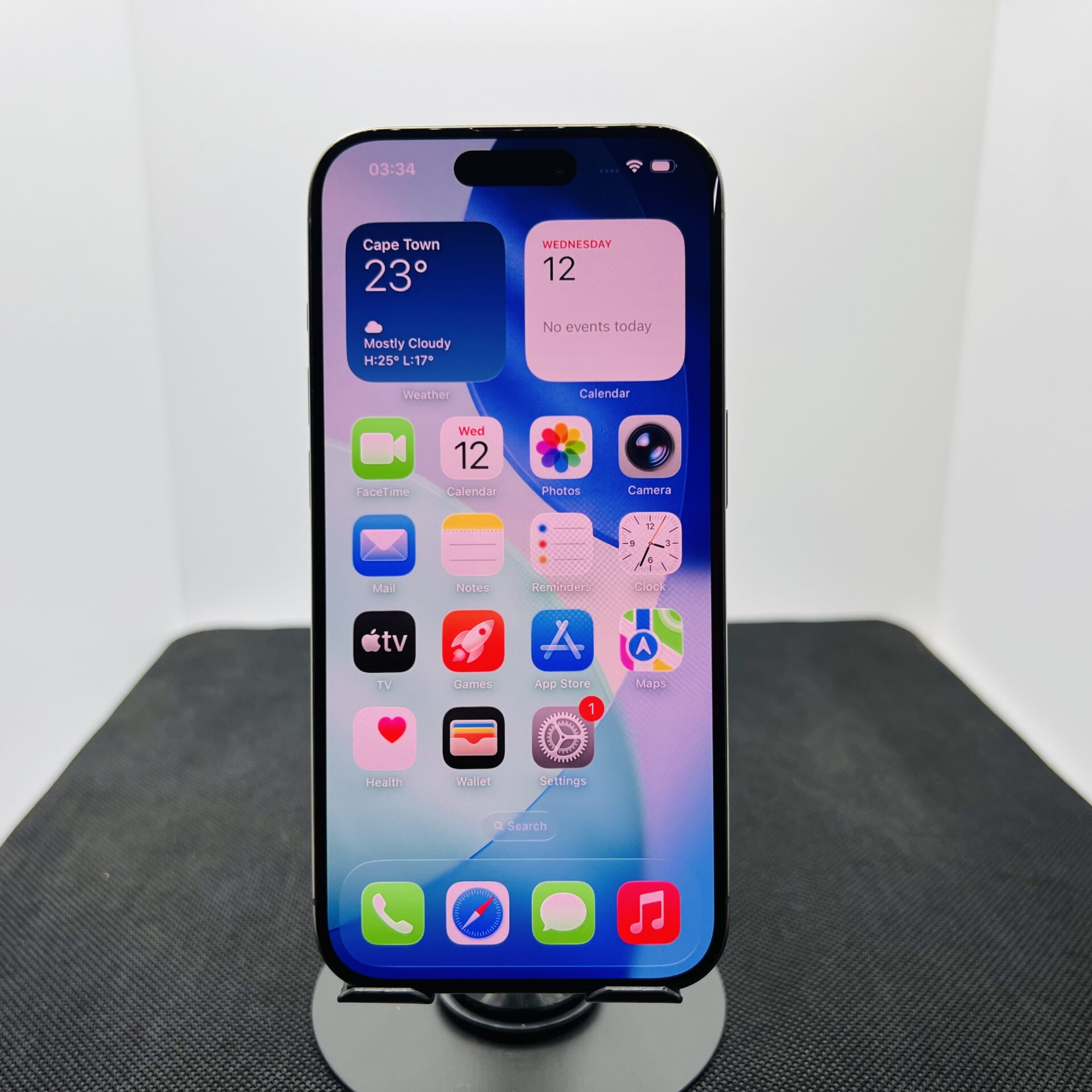 Apple iPhone 15 Pro 256GB Natural Titanium – (Grade A) - Image 2