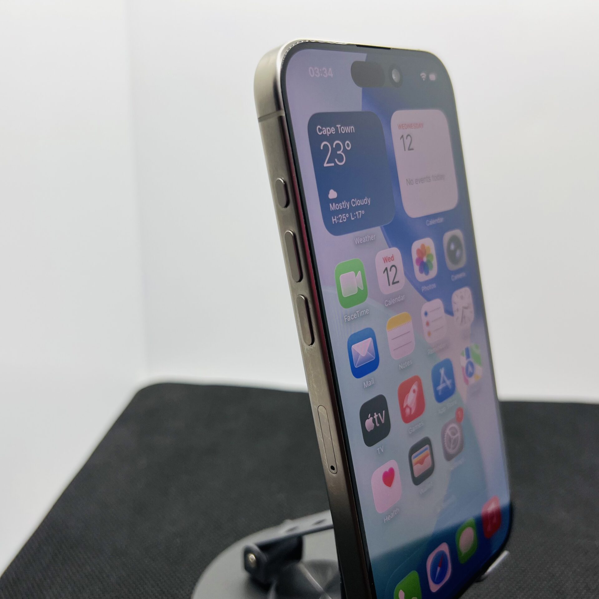 Apple iPhone 15 Pro 256GB Natural Titanium – (Grade A) - Image 4