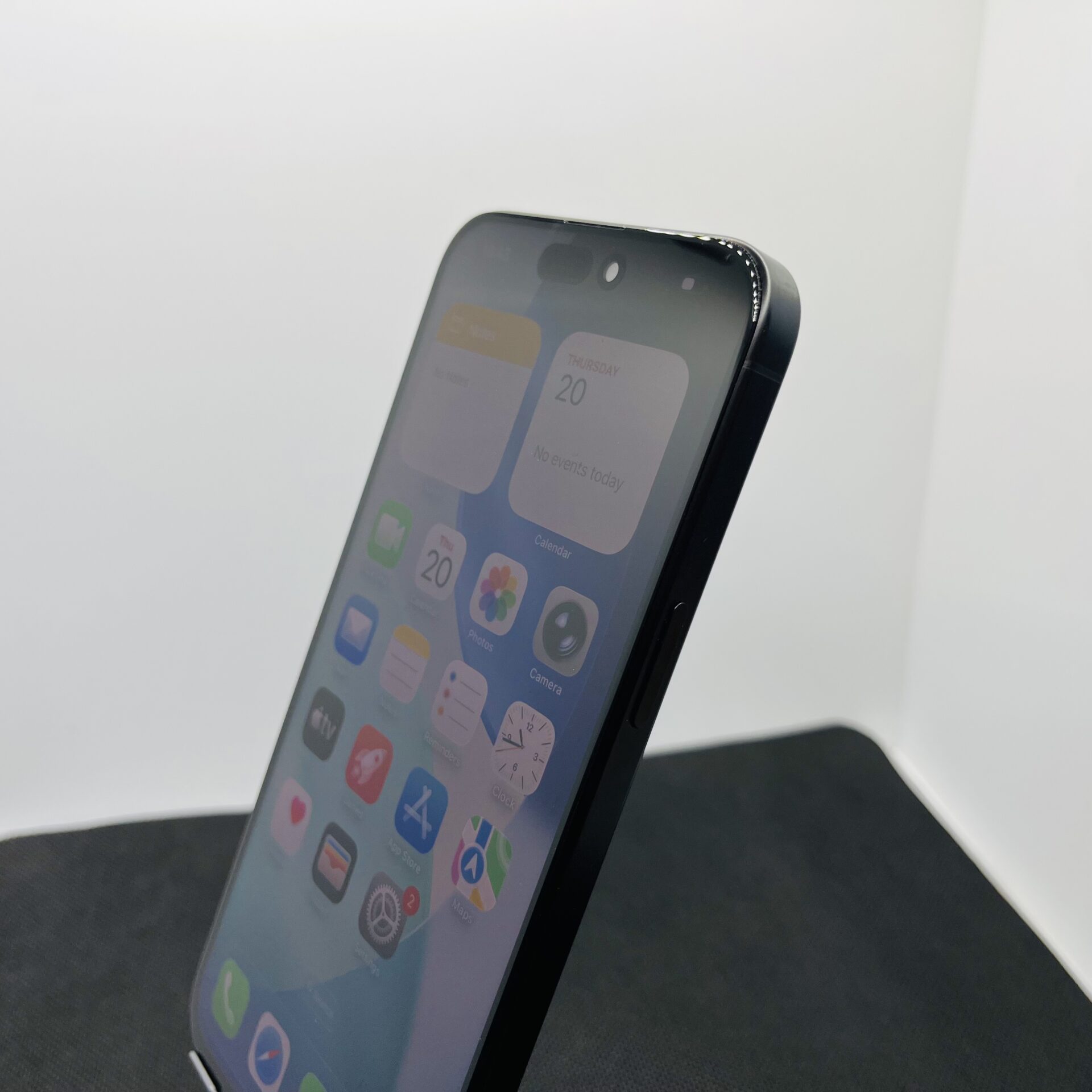Apple iPhone 15 Pro Max 256GB Black Titanium (Grade B) – Minor Bright Spots - Image 6
