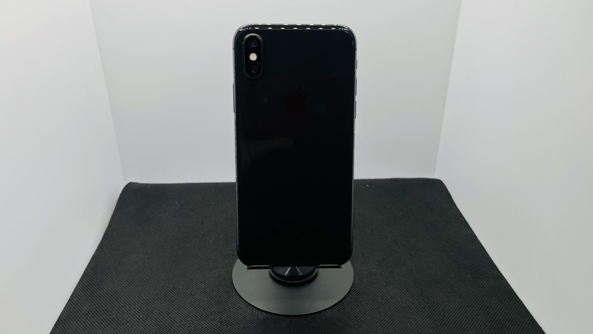 Apple iPhone XS 64GB Space Gray – (Grade B) - Image 5