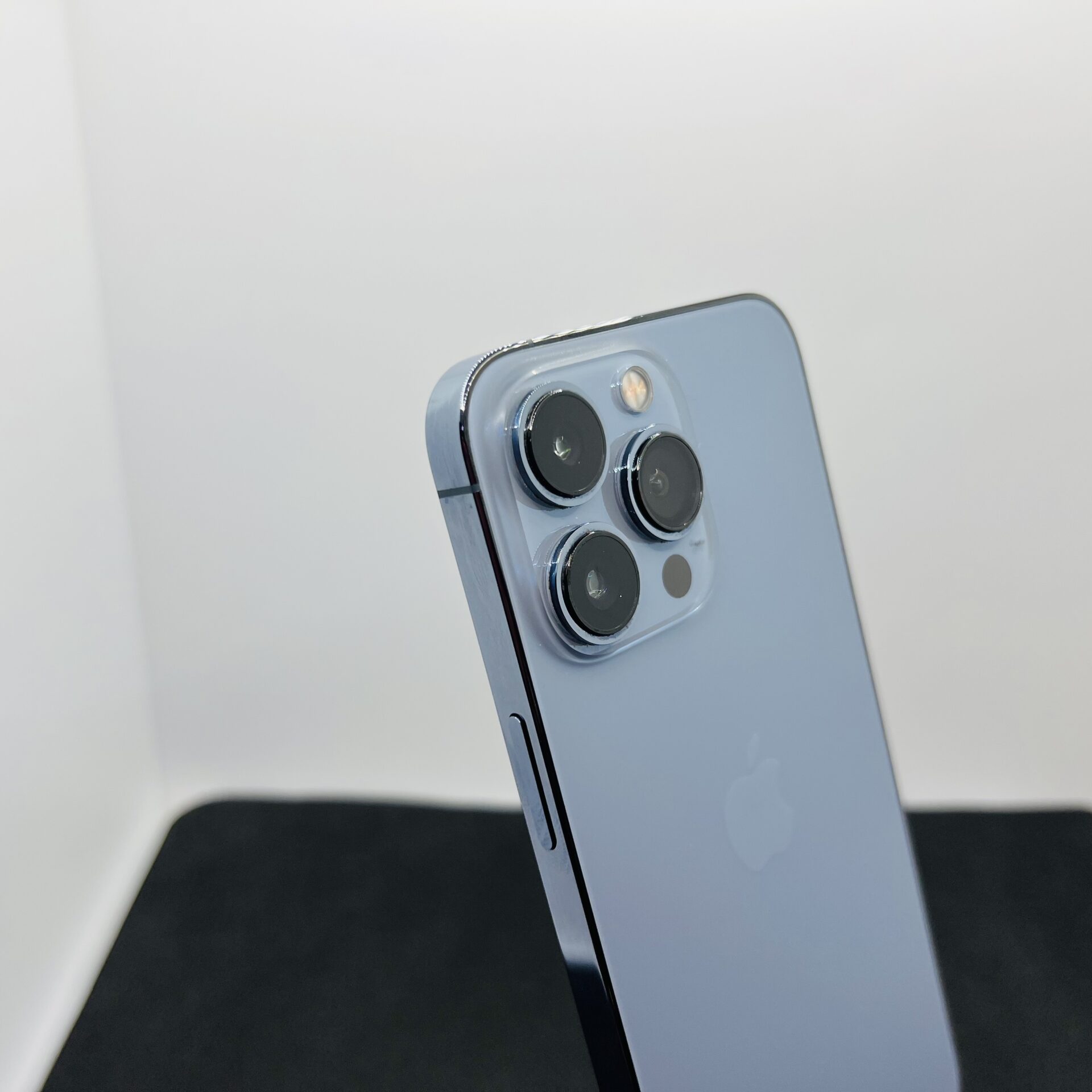 Apple iPhone 13 Pro 256GB Sierra Blue – (Grade B) | Epic Deals SA