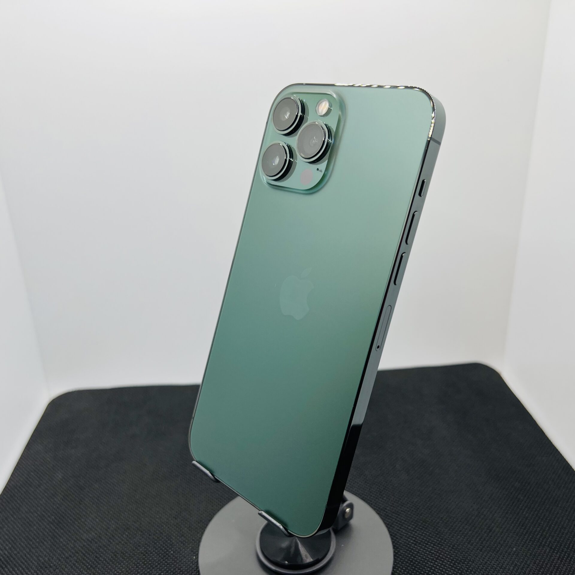 Apple iPhone 13 Pro Max 256GB Alpine Green – (Grade B) - Image 8