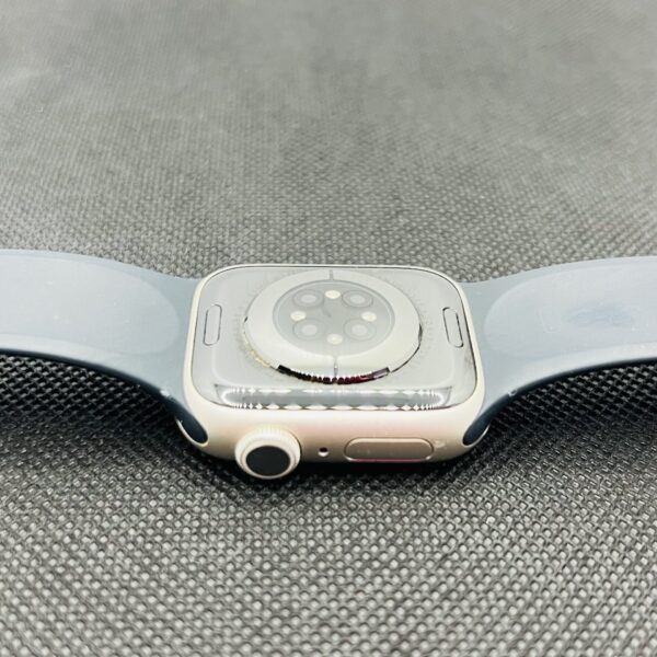 Apple Watch Series 8 41mm GPS Only Silver (Grade B) – With Black Straps - Image 6