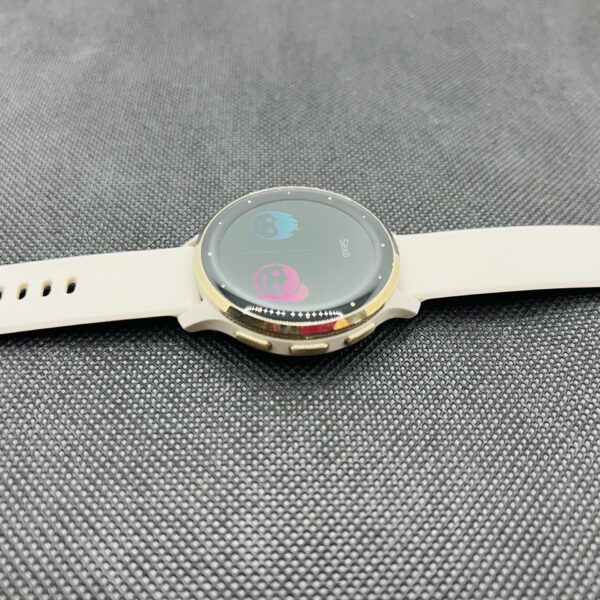 Garmin Venu 3s Gold (Condition: Fair) - Cracked Screen - Image 5