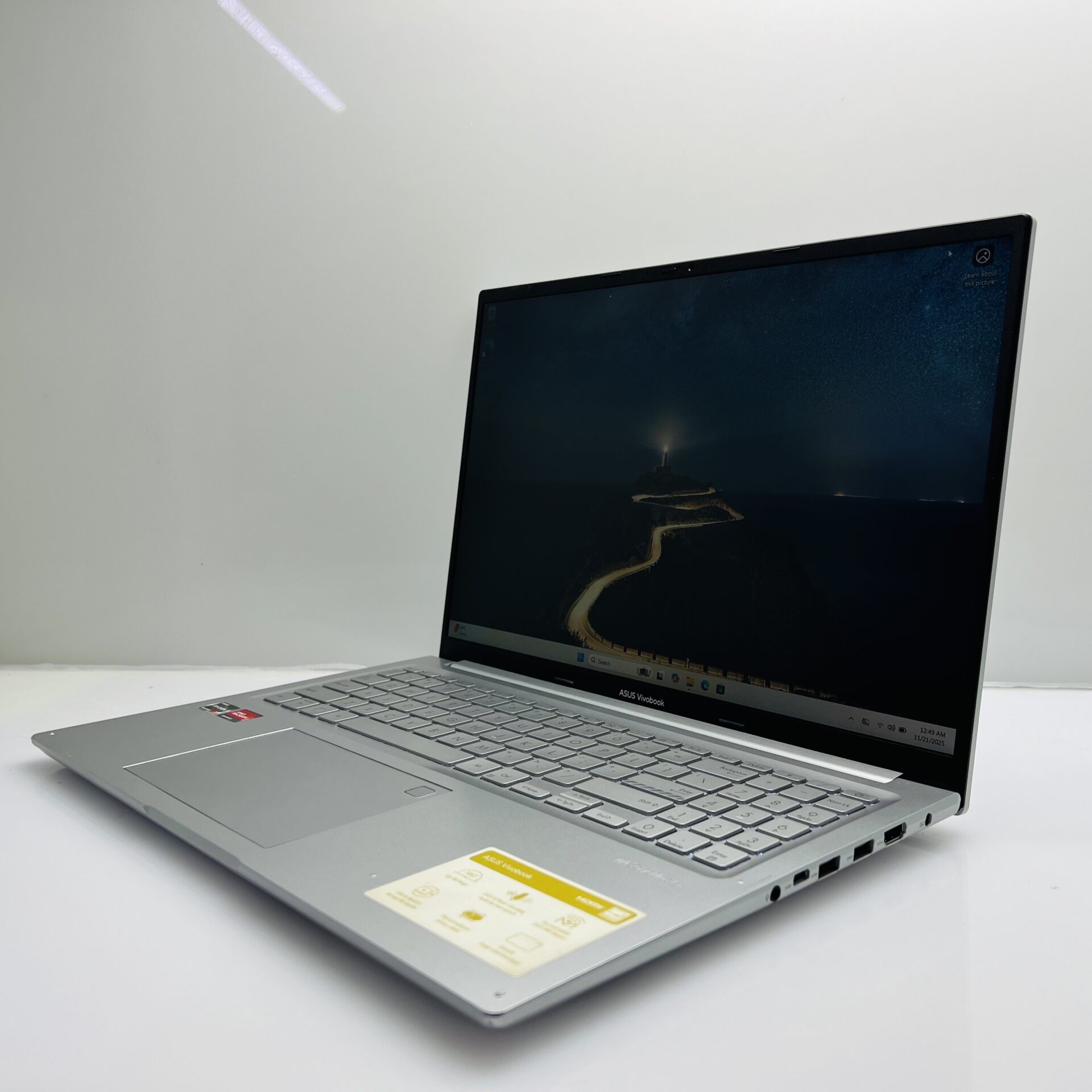 Asus VivoBook M1603Q Ryzen 7 3.20GHz 16GB RAM 500GB SSD Silver - (Grade B) - Image 5