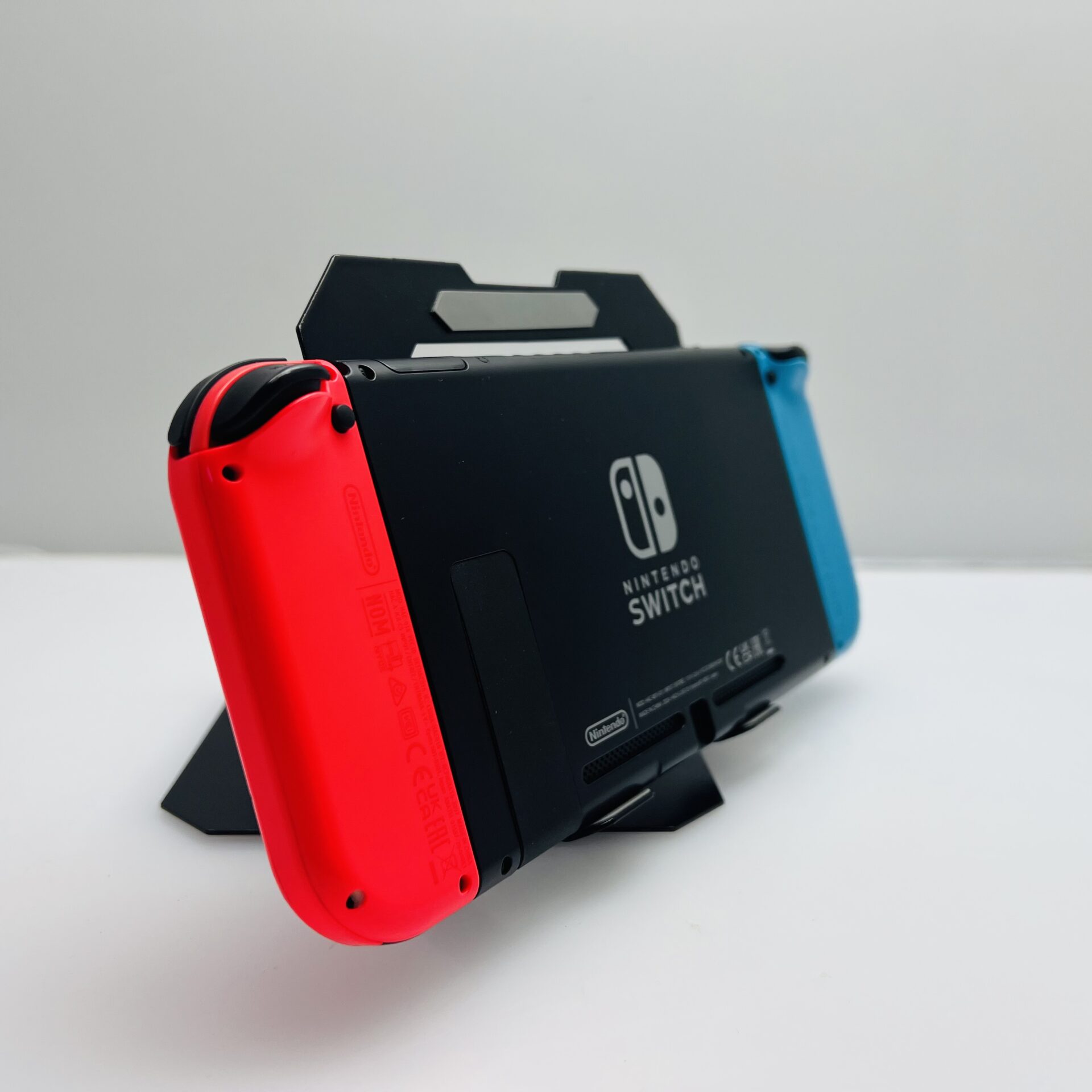 Nintendo Switch 32GB Black + Accessories – (Grade B) | Epic Deals SA
