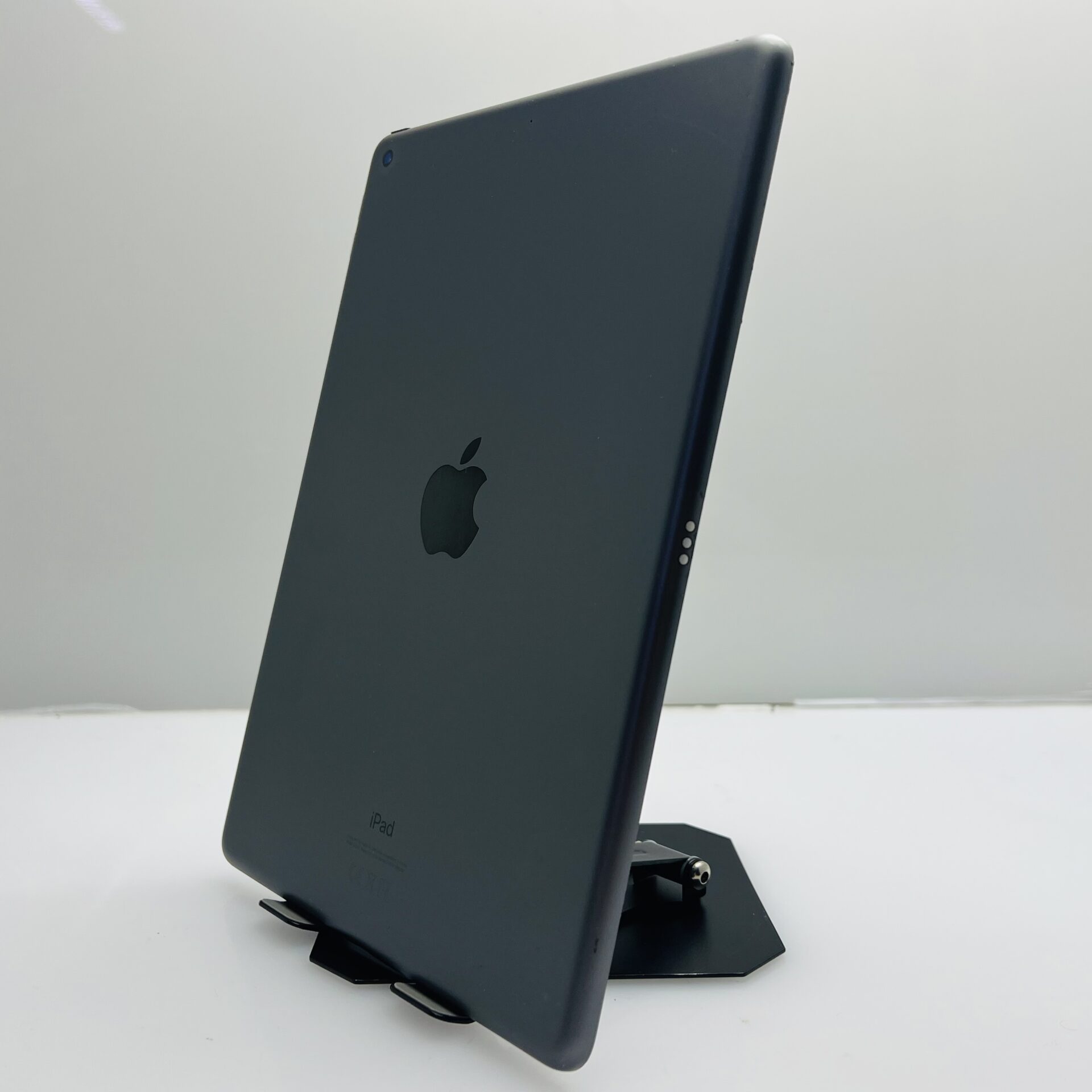 Apple iPad 10.2″ 8th Gen 32GB (WiFi Only) Space Grey (Grade B
