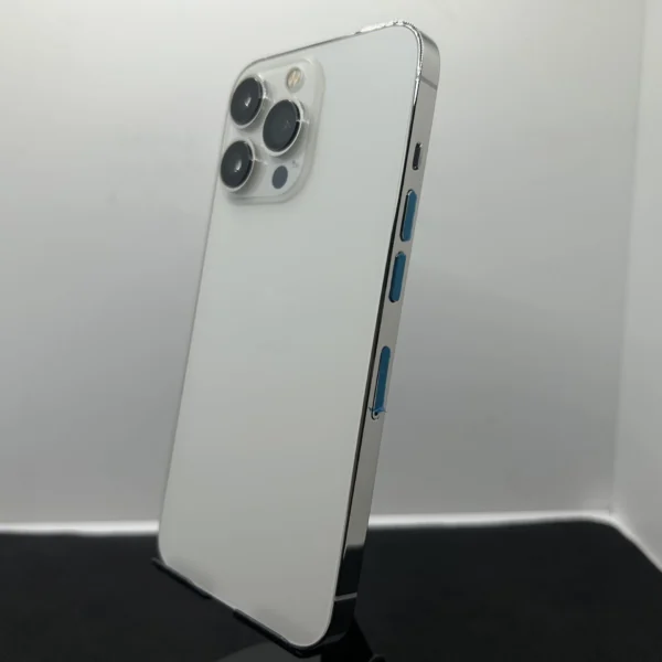 Apple iPhone 13 Pro 512GB Silver (Grade B) - Bright Spots | Epic
