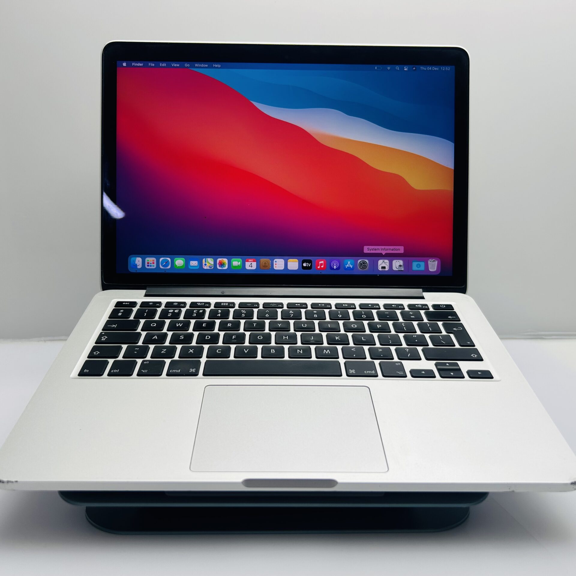 Apple MacBook Pro 13-Inch “Core i5” 2.9GHz (Early 2015) 16GB RAM