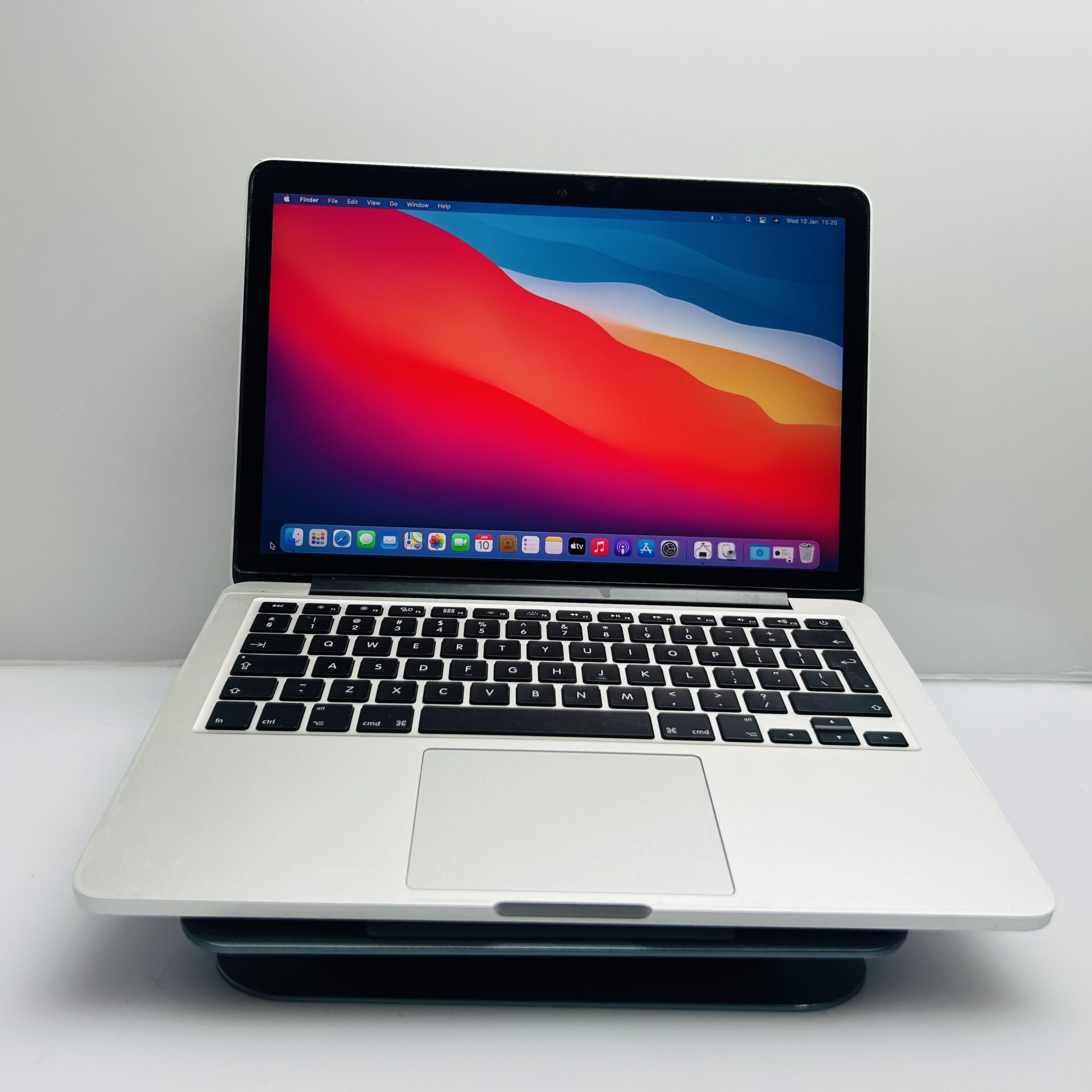 Apple MacBook Pro 13-Inch “Core i5” 2.7GHz (Early 2015) 8GB RAM