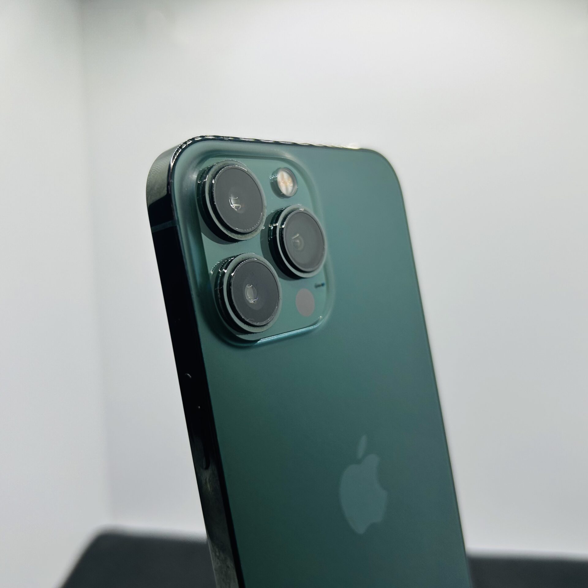Apple iPhone 13 Pro Max 128GB Alpine Green – (Grade B) | Epic Deals SA