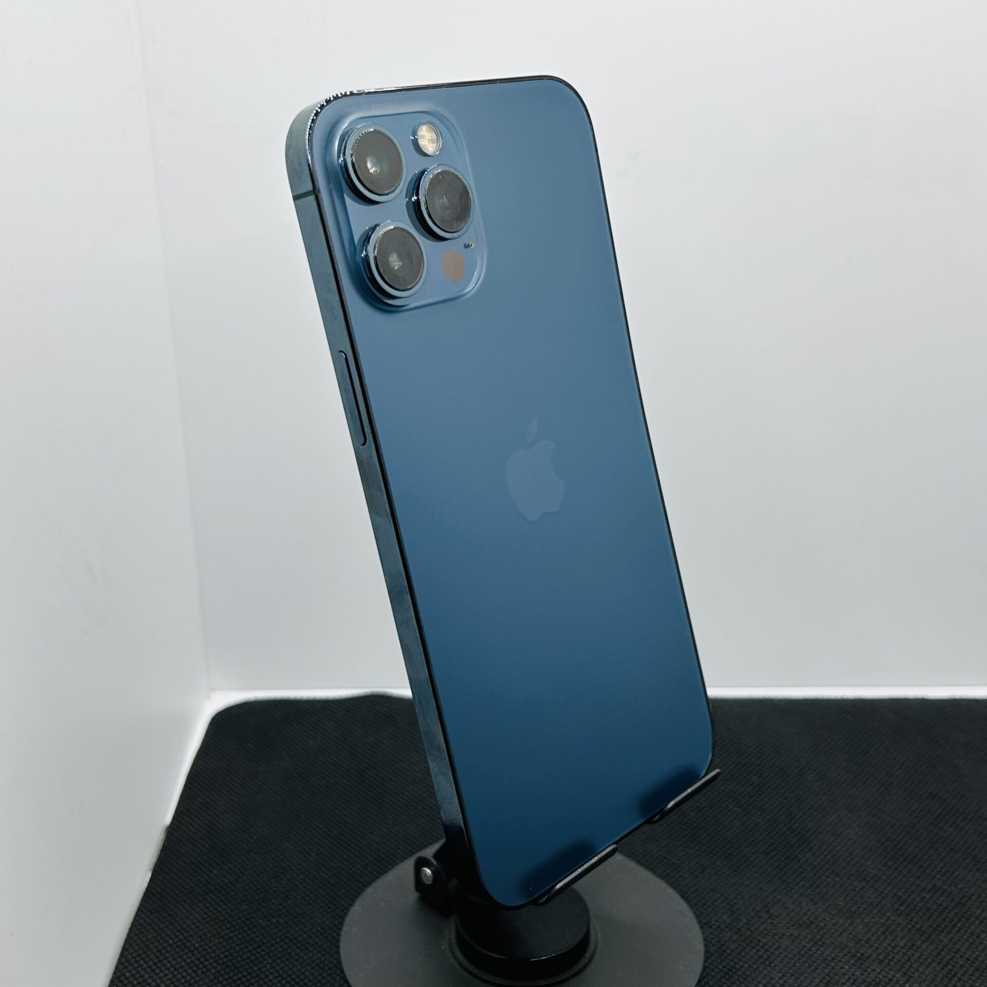 Apple iPhone 12 Pro Max 256GB Pacific Blue - (Grade B) - Bent Phone - Image 7