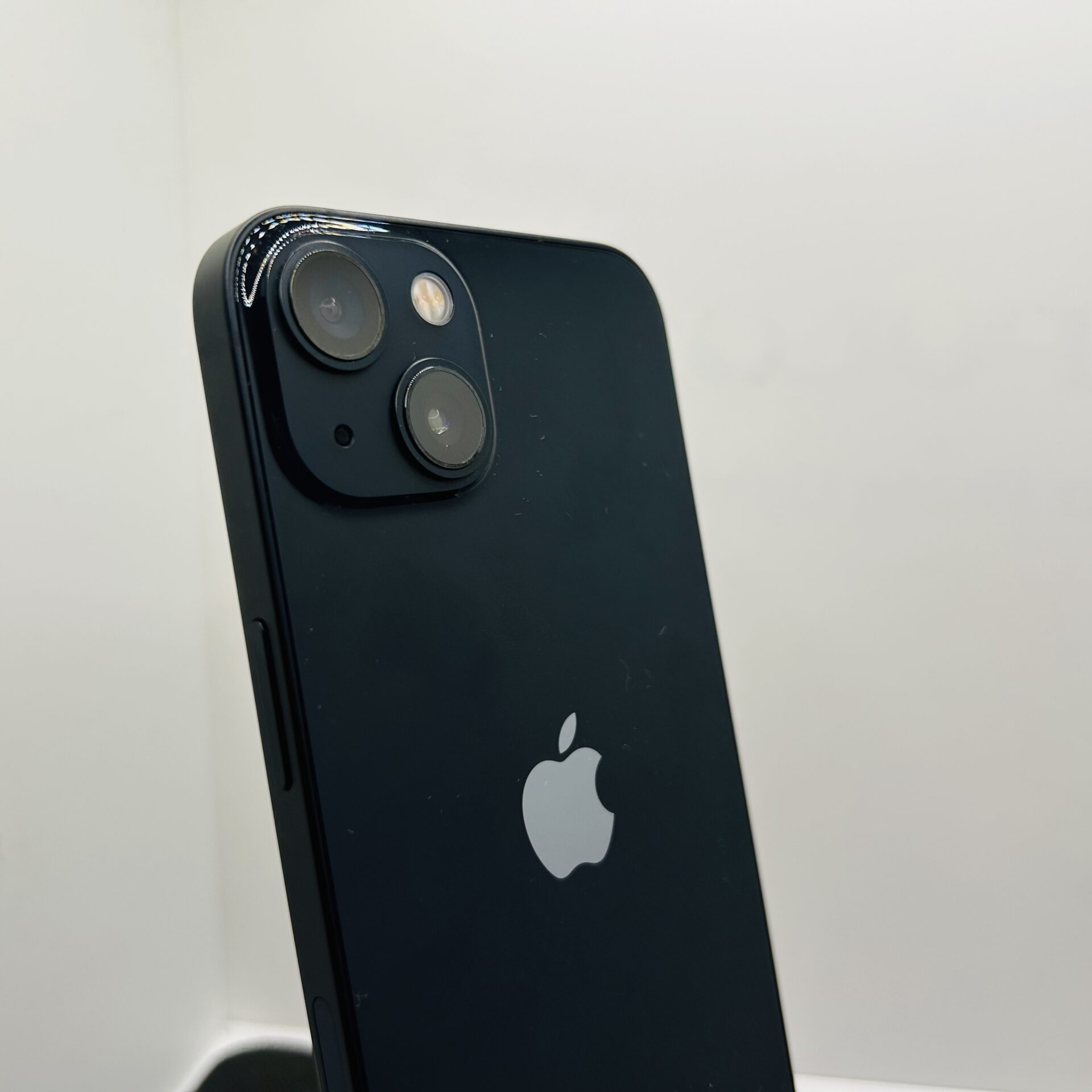Apple iPhone 13 128GB Midnight - (Grade B) | Epic Deals SA