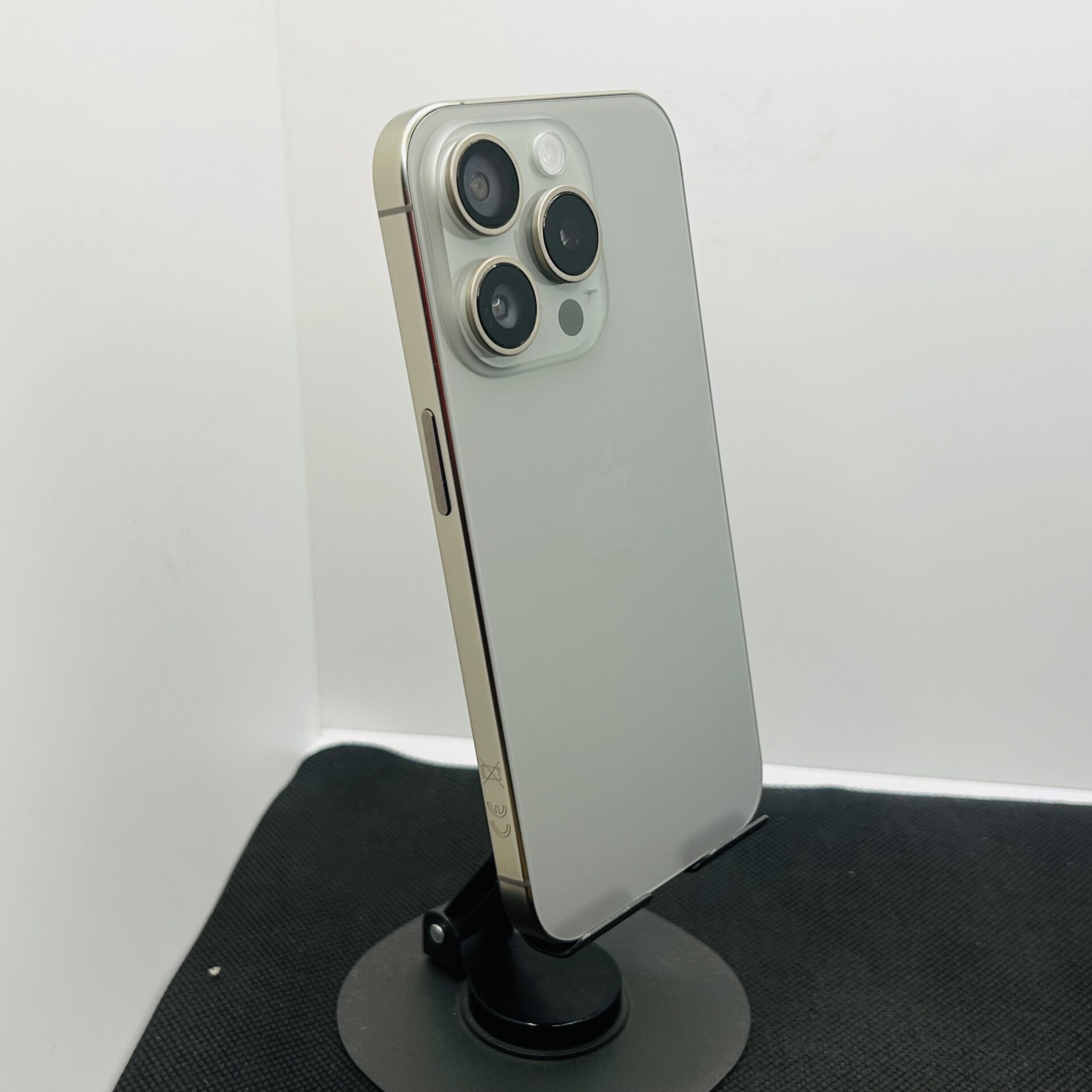 Apple iPhone 15 Pro 128GB Natural Titanium - (Grade B) | Epic Deals SA