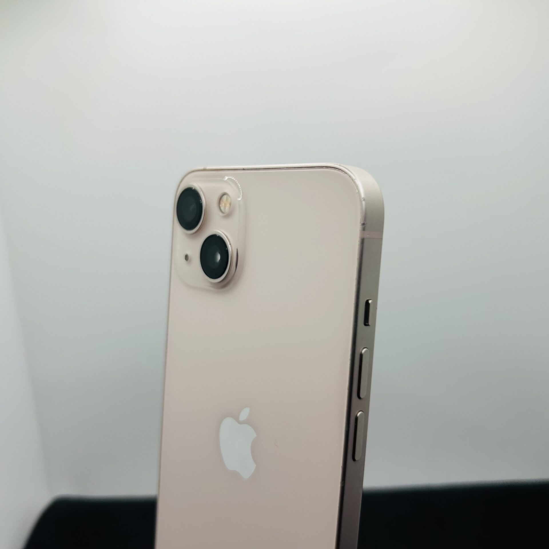 Apple iPhone 13 128GB Pink – (Grade B) - Image 10