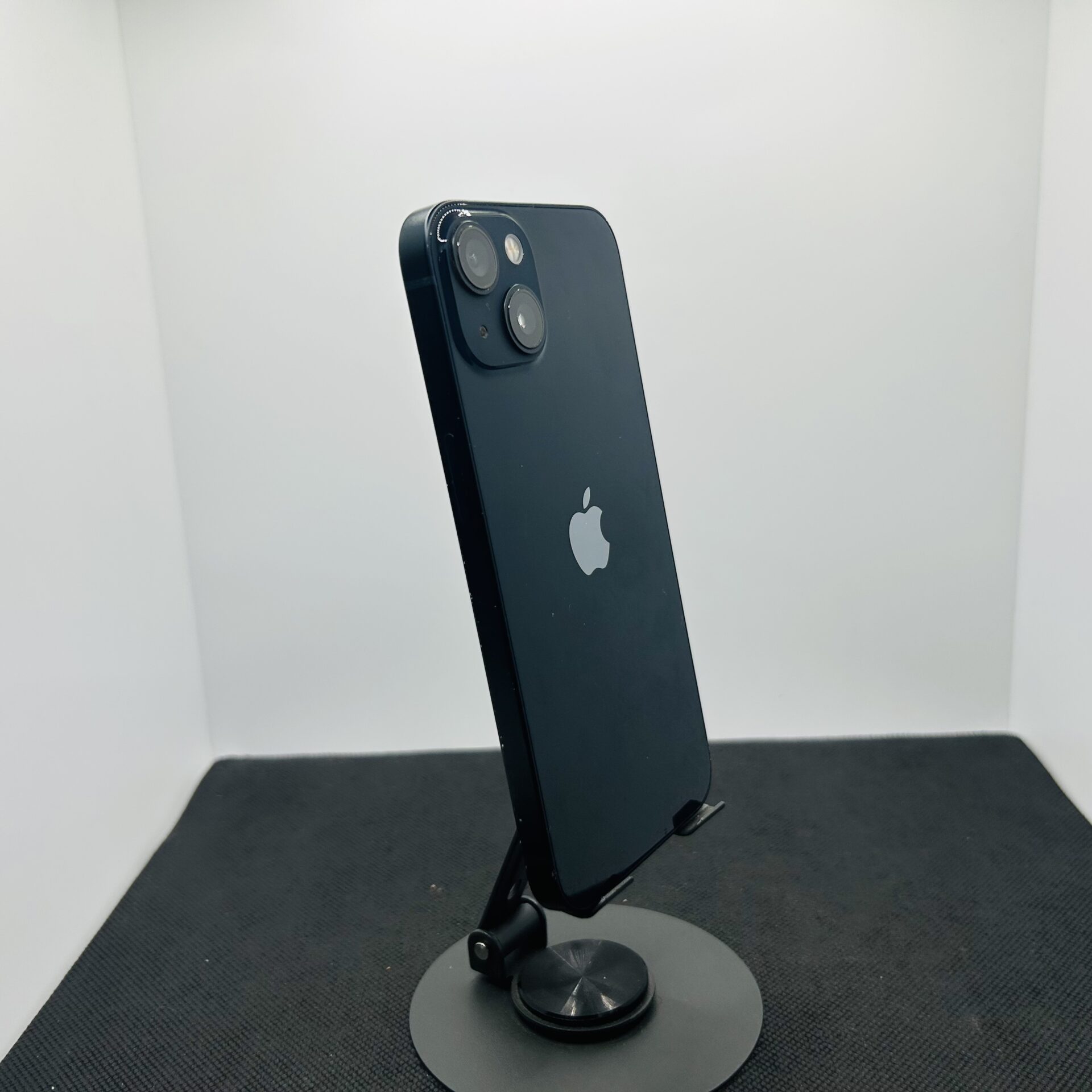 Apple iPhone 13 256GB Midnight – (Grade B) | Epic Deals SA