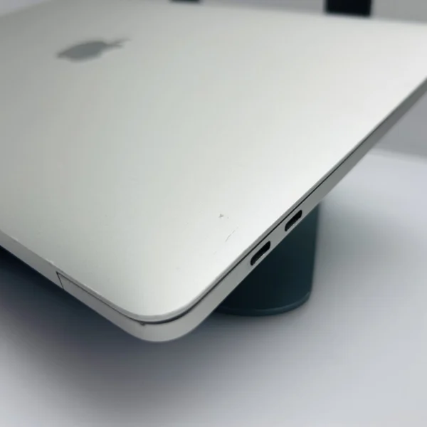 Apple Macbook Pro 13-inch “Core i5” 1.4GHz (Touch/2019) 8GB RAM