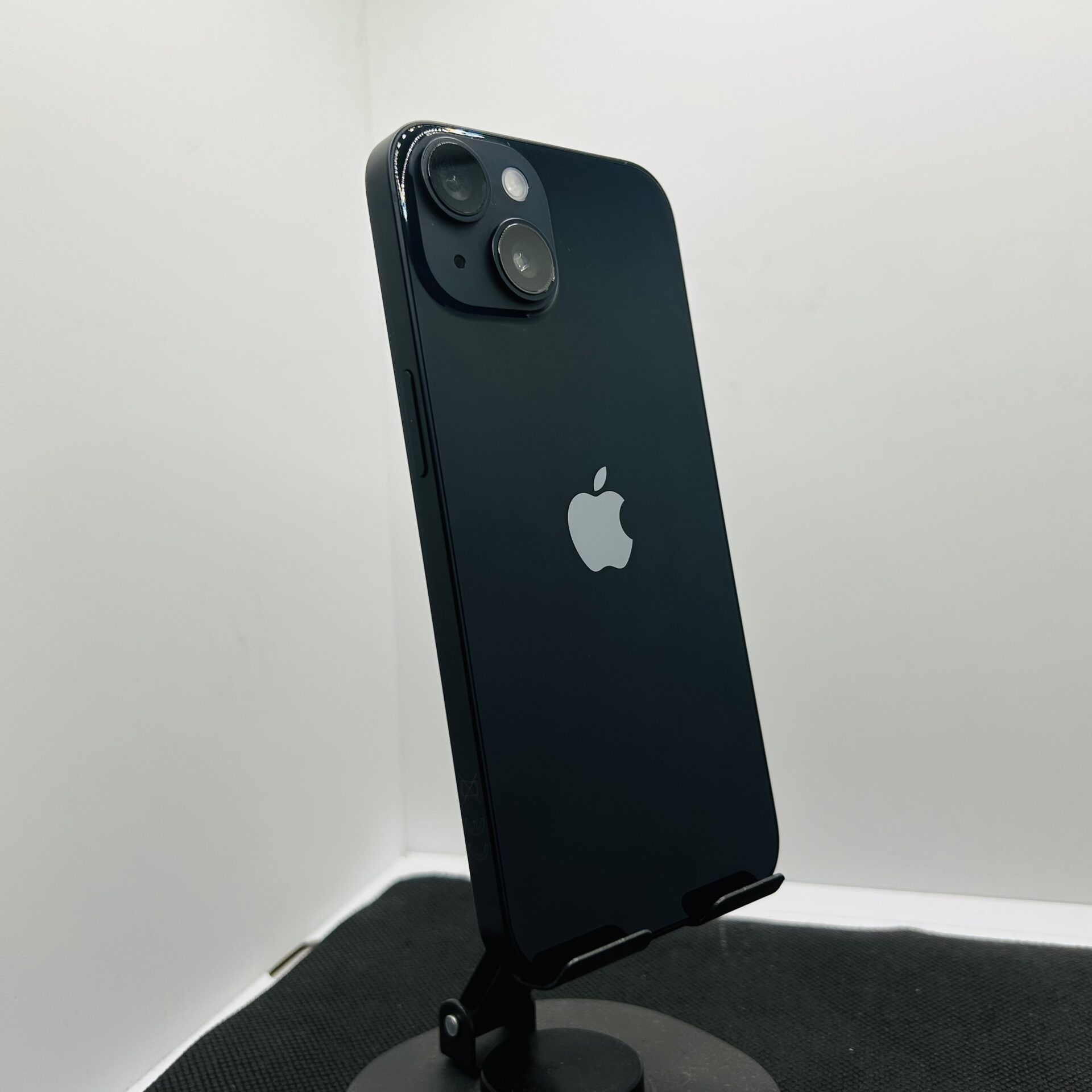 Apple iPhone 14 128GB Midnight - (Grade B) - Image 8