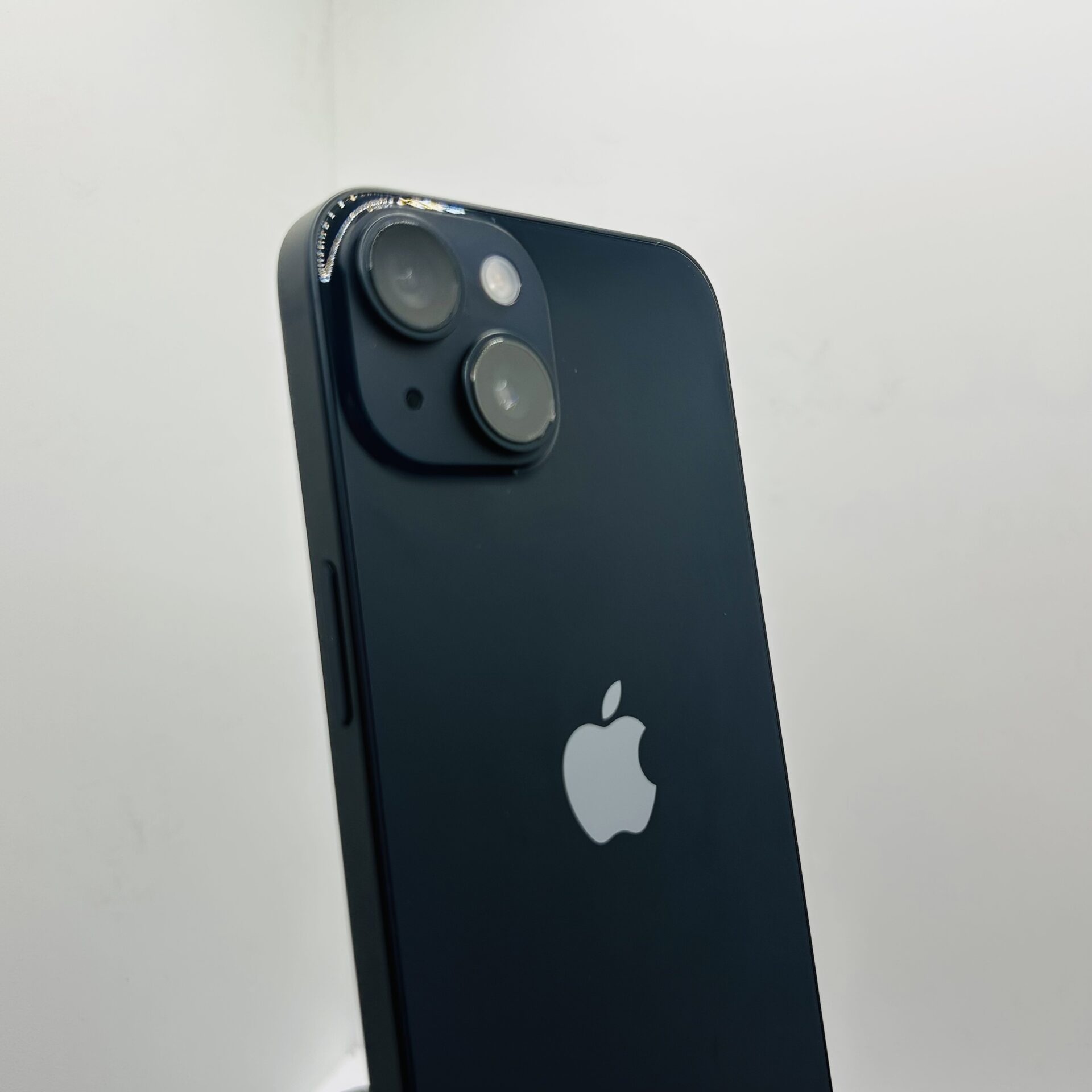 Apple iPhone 14 128GB Midnight - (Grade B) - Image 10