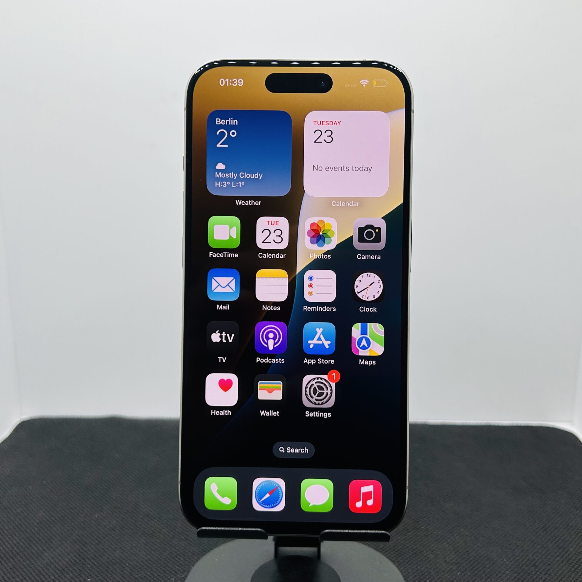 Apple iPhone 15 Pro 128GB Natural titanium - (Grade B) - Image 3