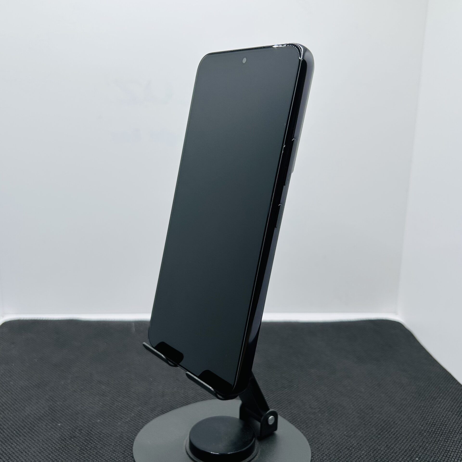 Samsung Galaxy S22 256GB Phantom Black - (Garde B) - Image 3