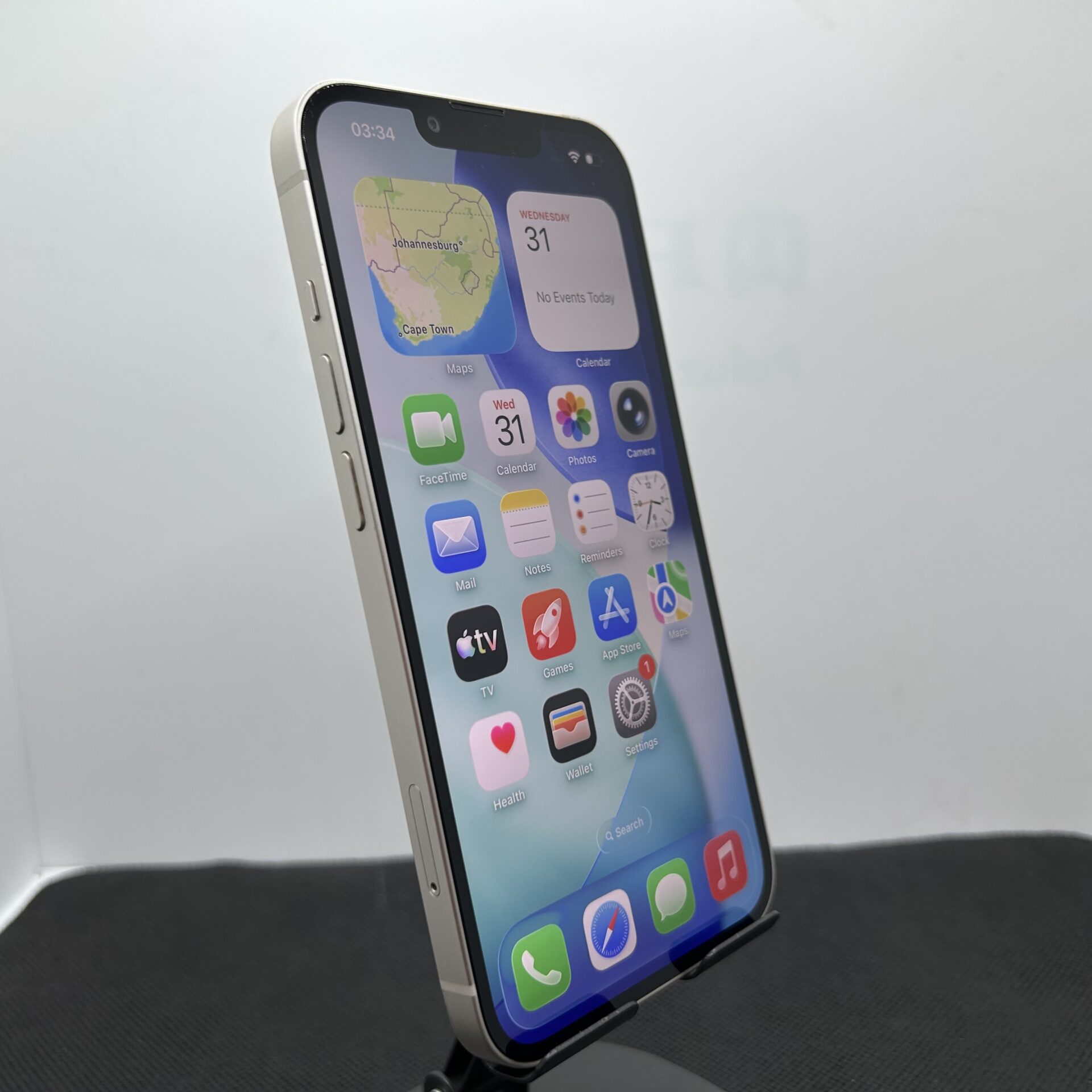Apple iPhone 13 256GB Starlight - (Grade B) - Image 2