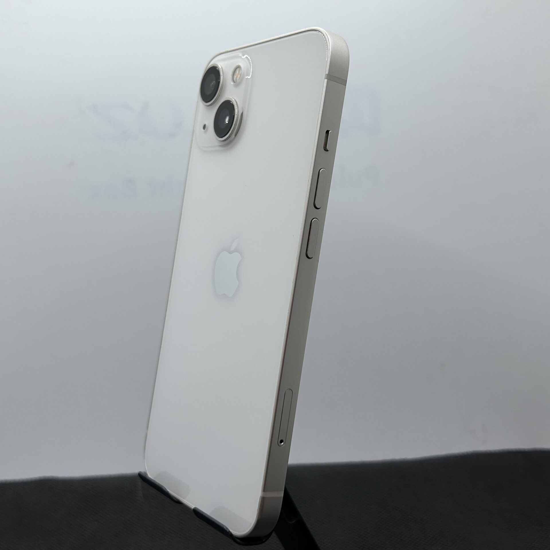 Apple iPhone 13 256GB Starlight - (Grade B) | Epic Deals SA