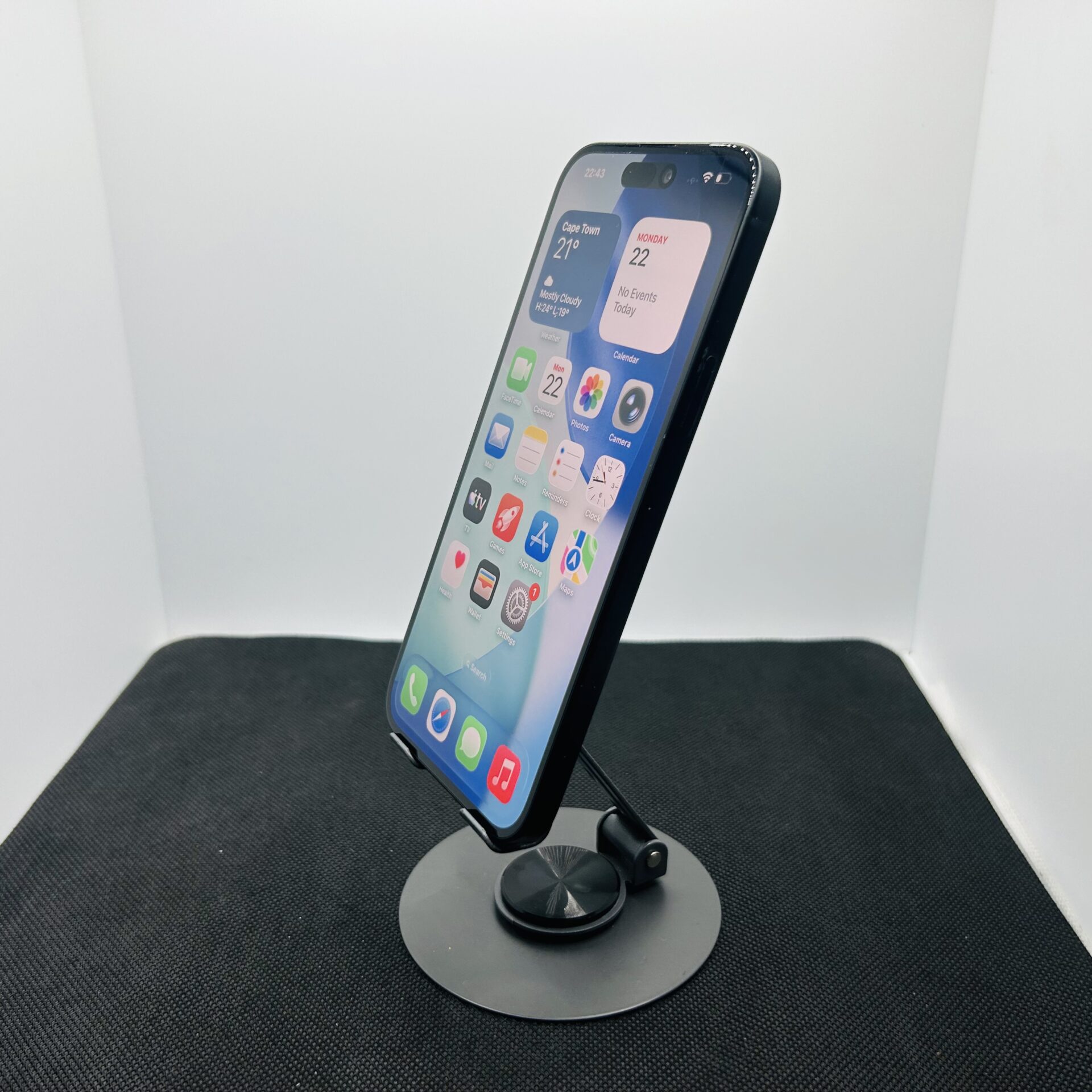 Apple iPhone 15 Plus 128GB Black - (Grade B) | Epic Deals SA