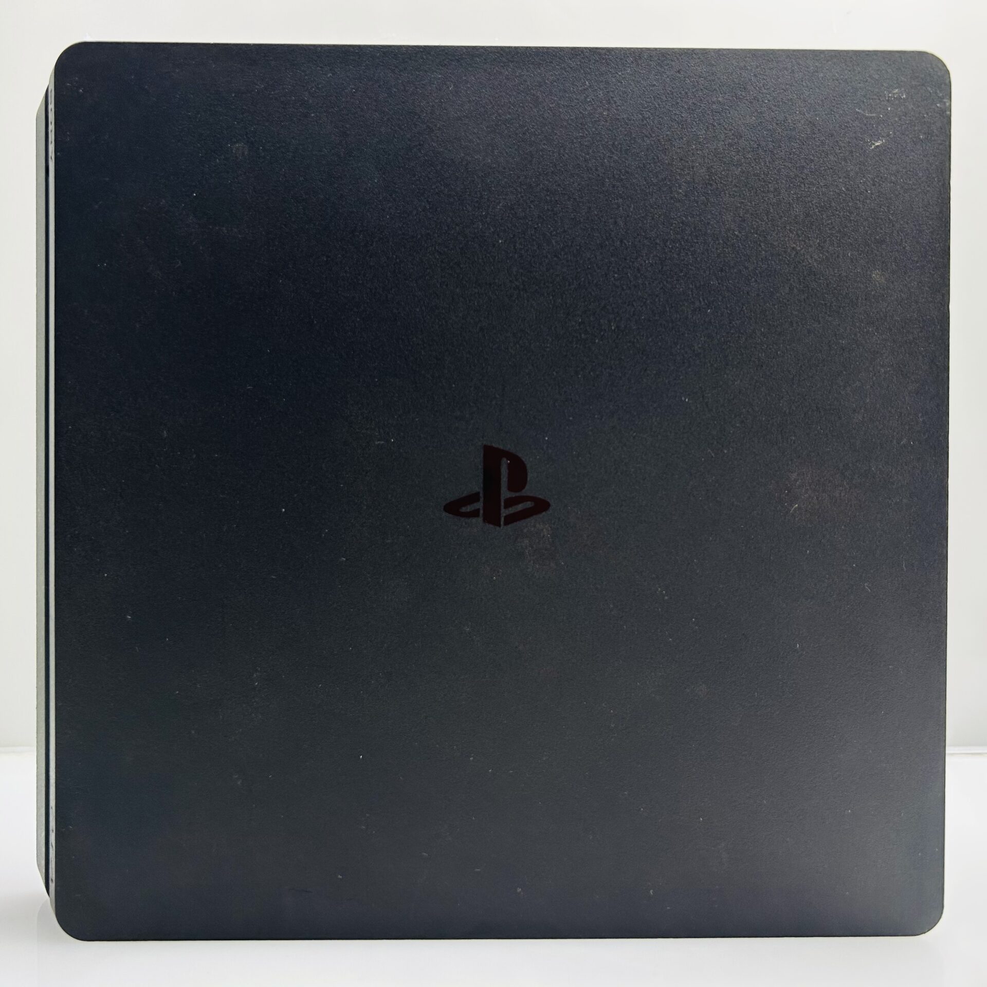 PlayStation 4 Slim Black 500GB + 1 Controller + HDMI Cable + Power Cable + 2 Games - (Grade B) - Image 8
