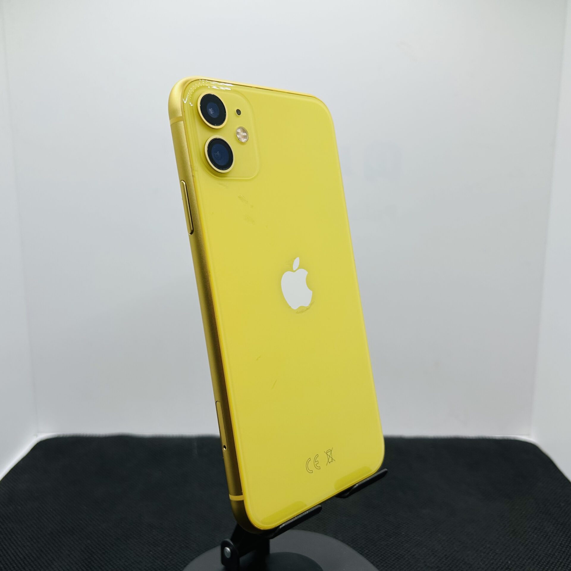 Apple iPhone 11 256GB Yellow - (Grade B) | Epic Deals SA