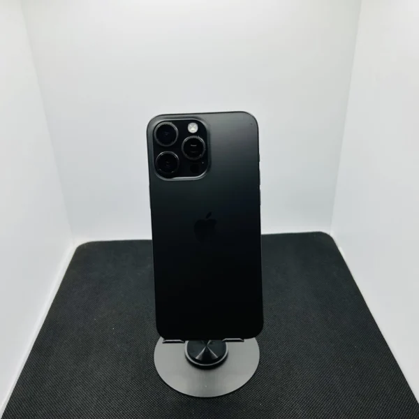 Apple iPhone 15 ブラック 本体 512GB Apple iPhone 15 Pro Max 512GB Black Titanium – (Condition: Good