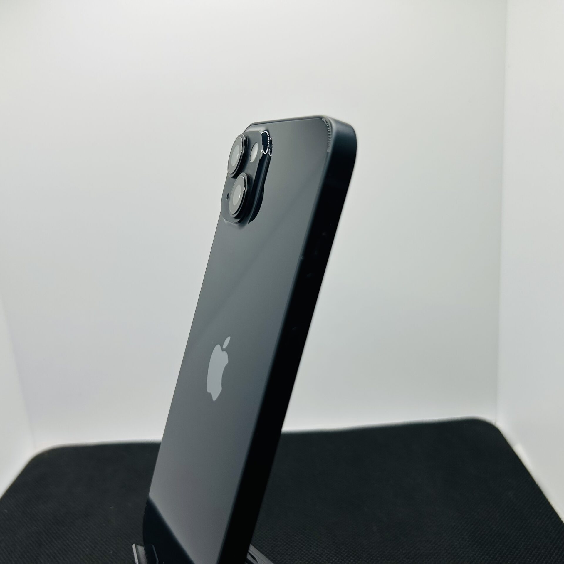 Apple iPhone 14 Plus 256GB Midnight – (Grade B) | Epic Deals SA