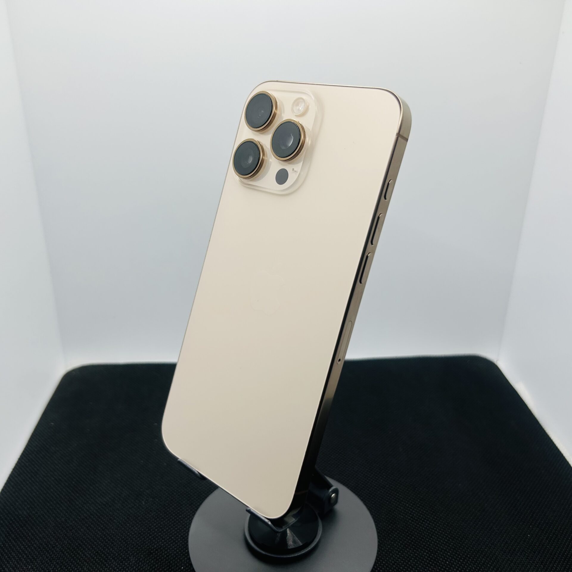 Apple iPhone 16 Pro Max 256GB Desert Titanium – (Grade A) - Image 5