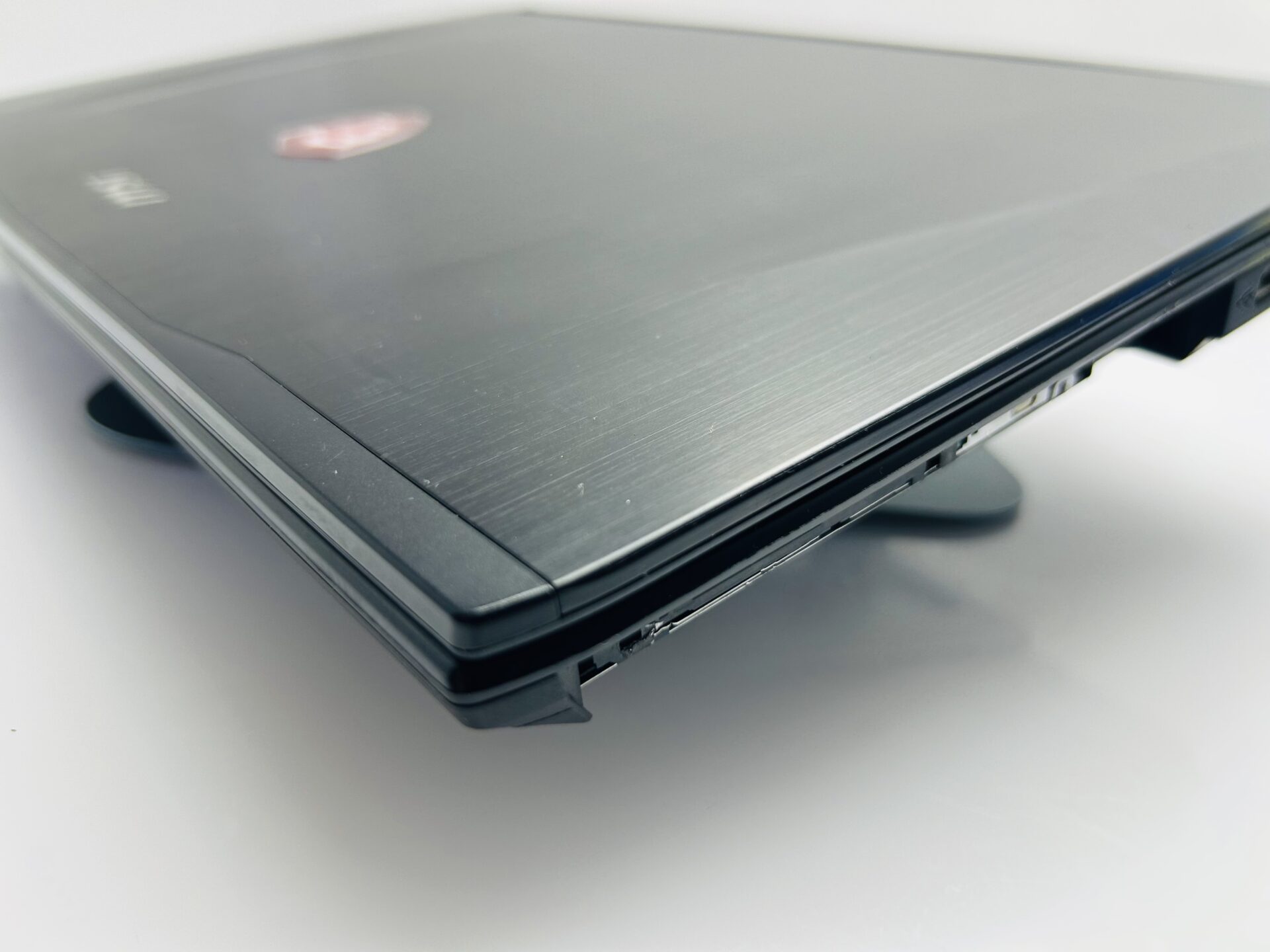 MSI MS-16J9 7th Gen 