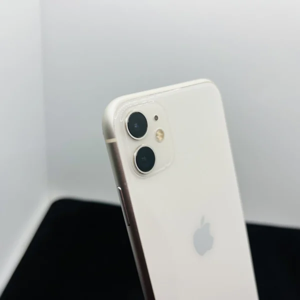 Apple iPhone 11 256GB White – (Grade B) | Epic Deals SA