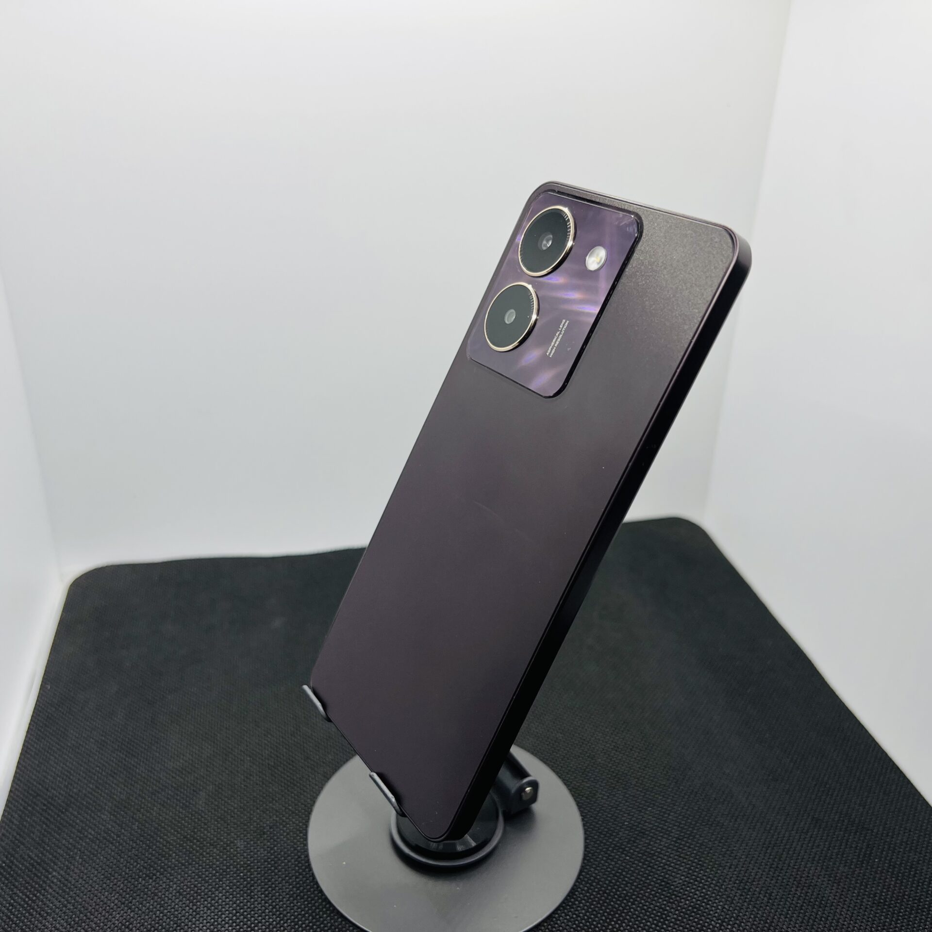 Vivo Y27s 128GB Burgundy Black – (Grade B) - Image 7