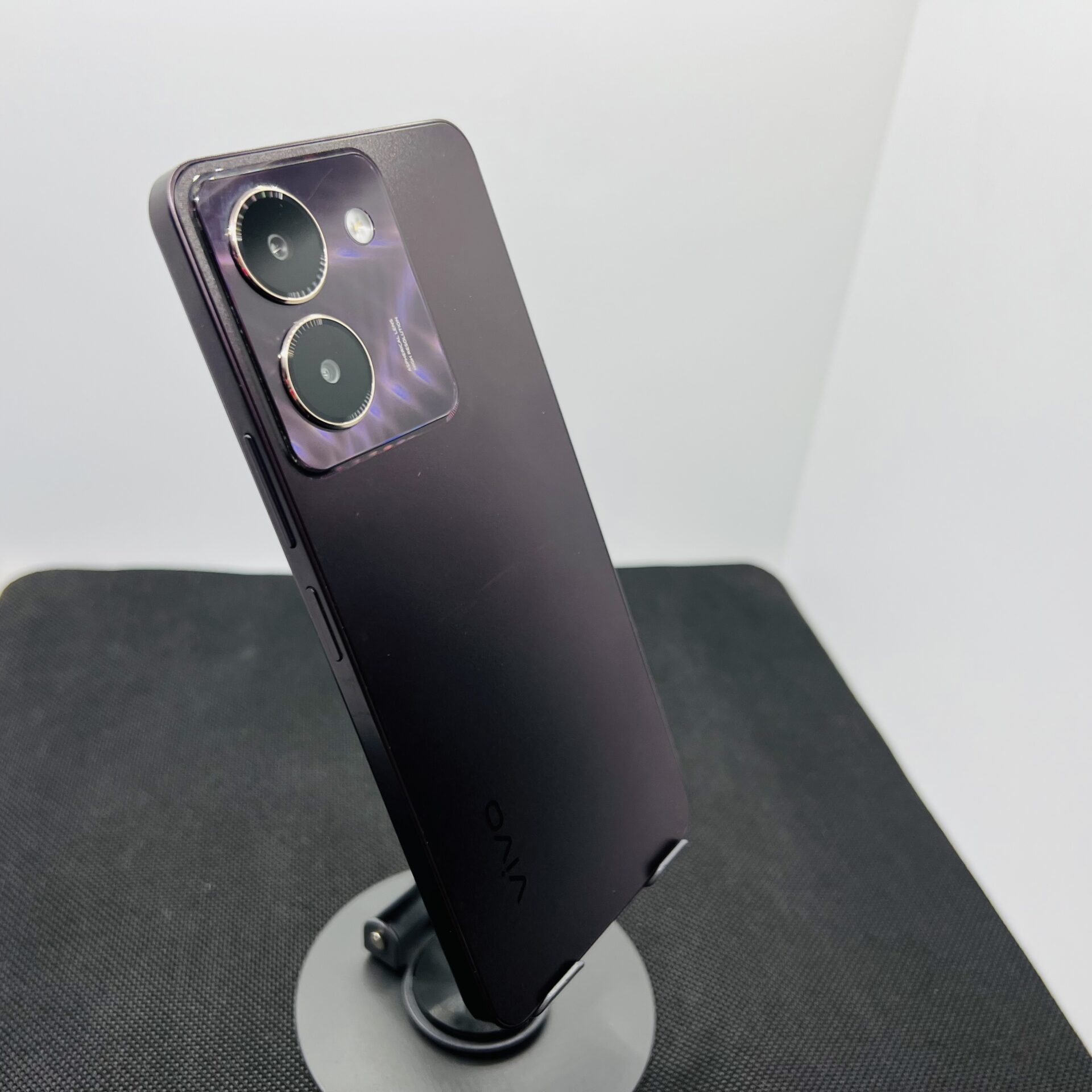 Vivo Y27s 128GB Burgundy Black – (Grade B) - Image 8