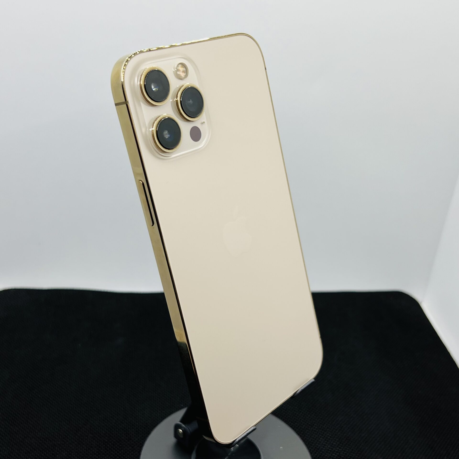 Apple iPhone 12 Pro Max 512GB Gold – (Grade B) - Image 10