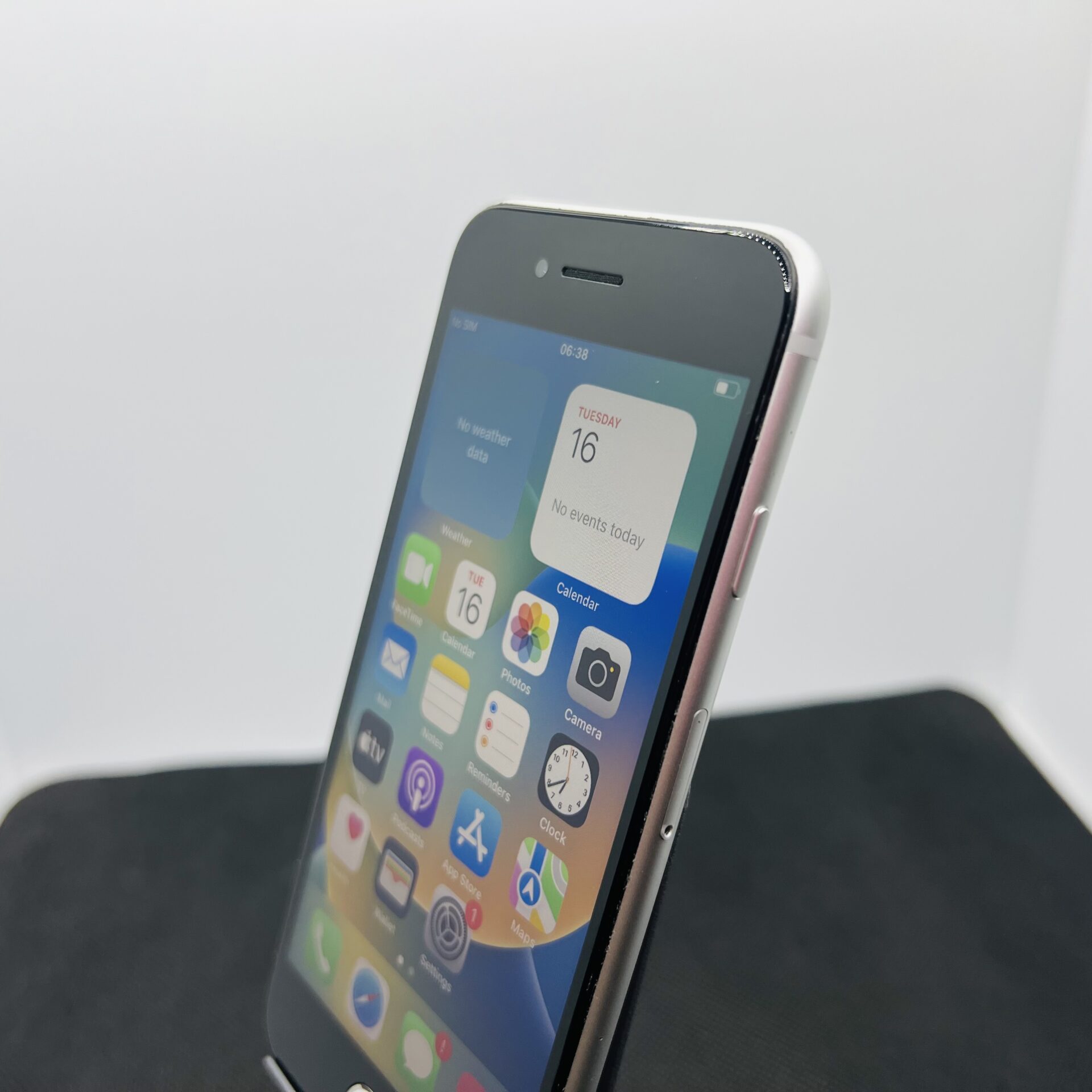 Apple iPhone 8 256GB Silver – (Grade B) | Epic Deals SA