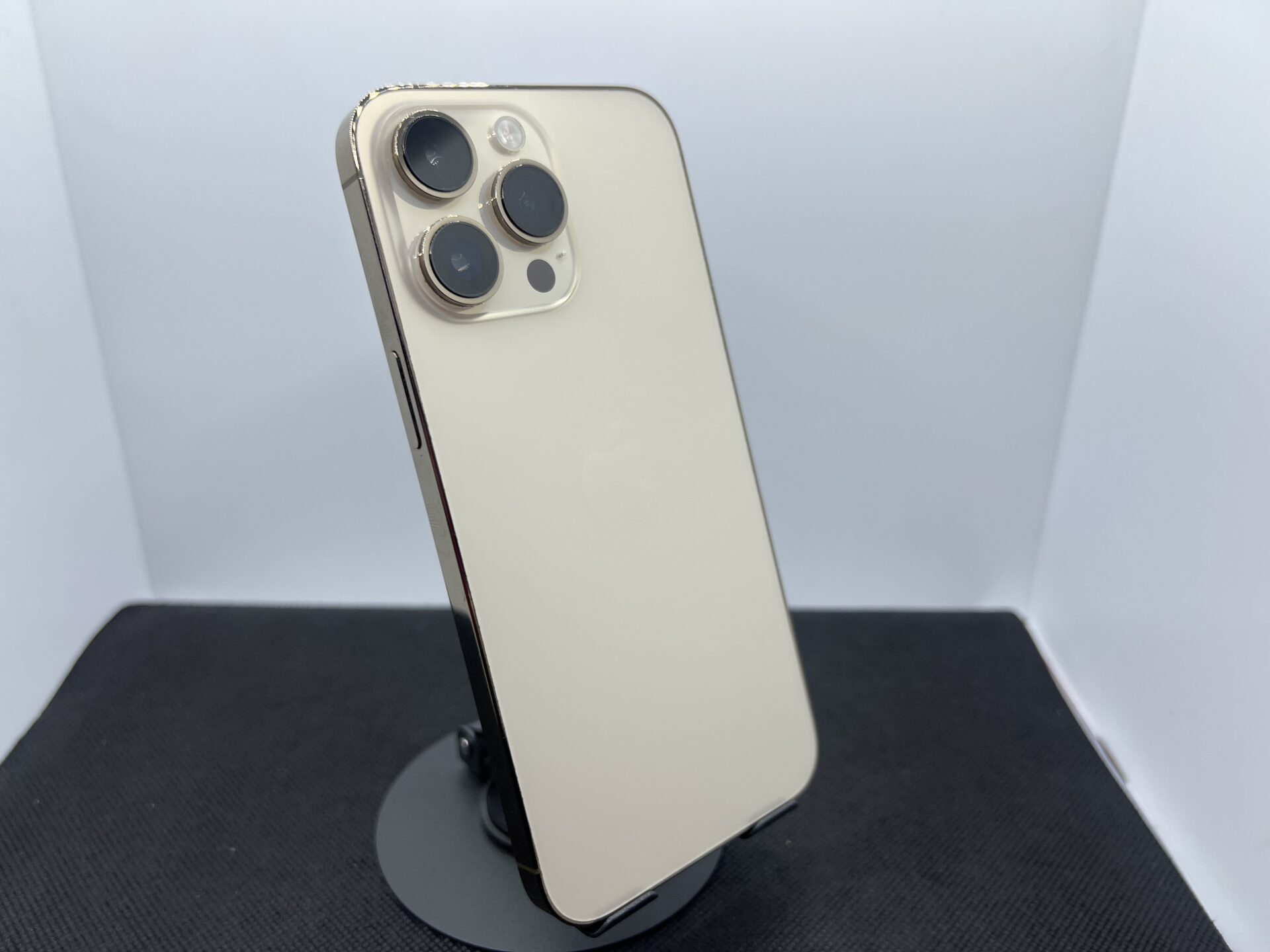Apple iPhone 14 Pro Max 128GB Gold - (Grade B) | Epic Deals SA