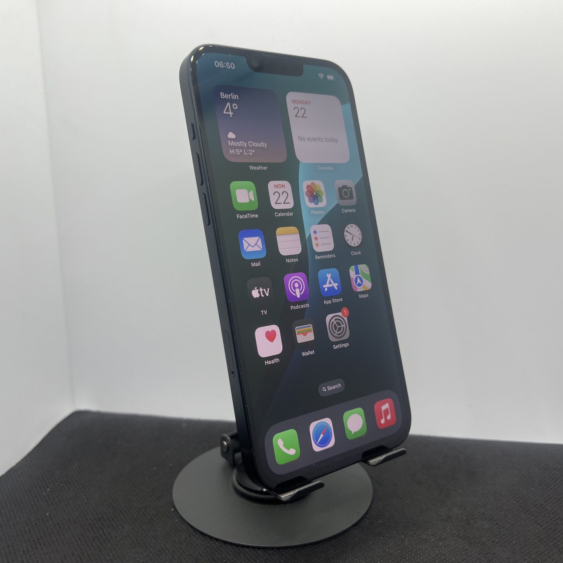 Apple iPhone 14 Plus 256GB Midnight Blue - (Grade B) - Image 2