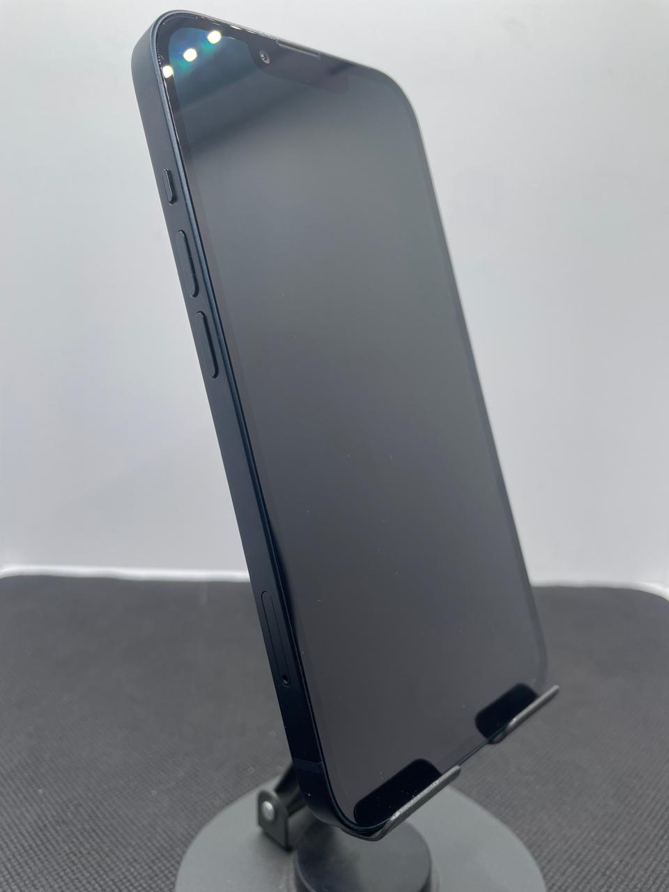 Apple iPhone 13 128GB Midnight Blue (Grade B) - Image 5